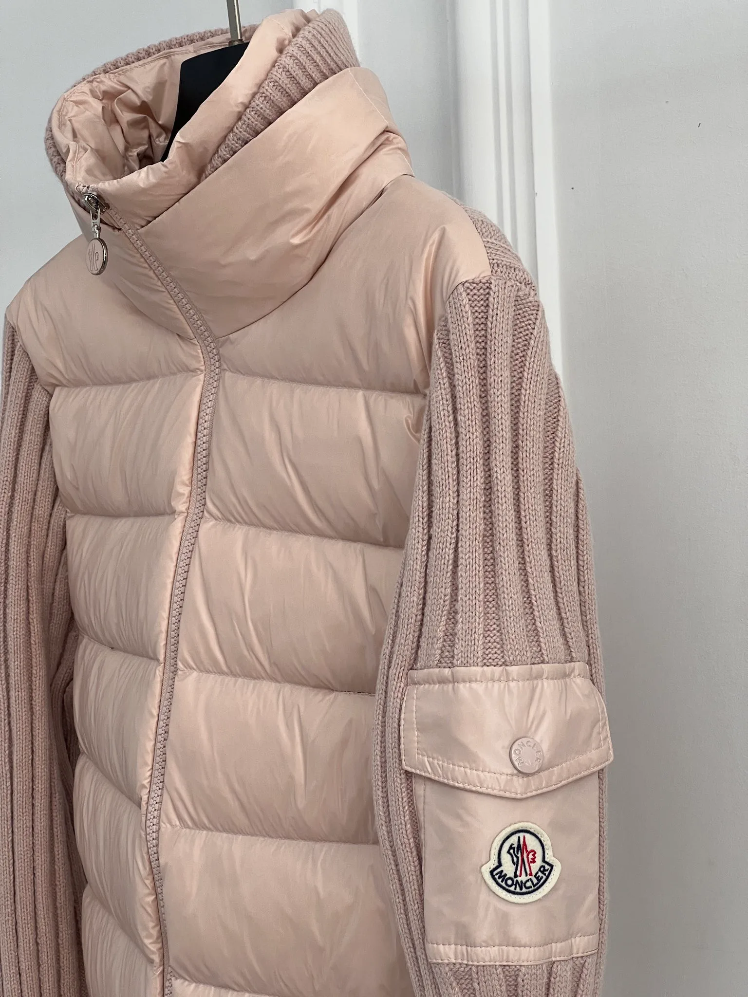 Куртки И Пуховики Женские Moncler 18416275