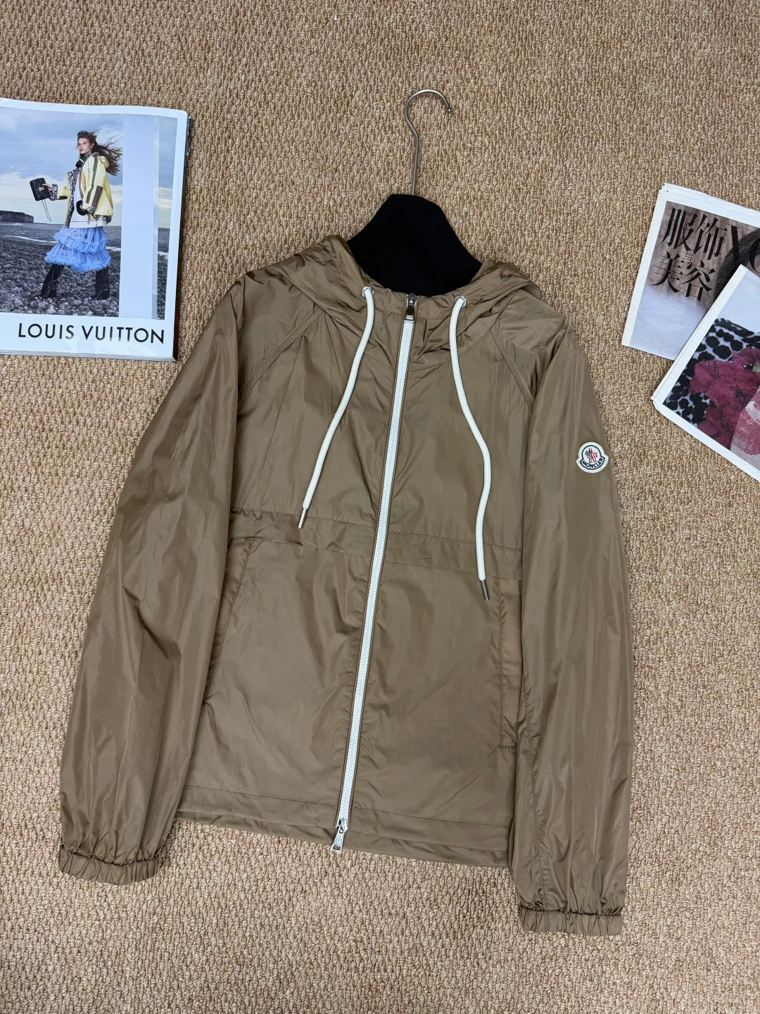 Куртки И Пуховики Женские Moncler 13153879