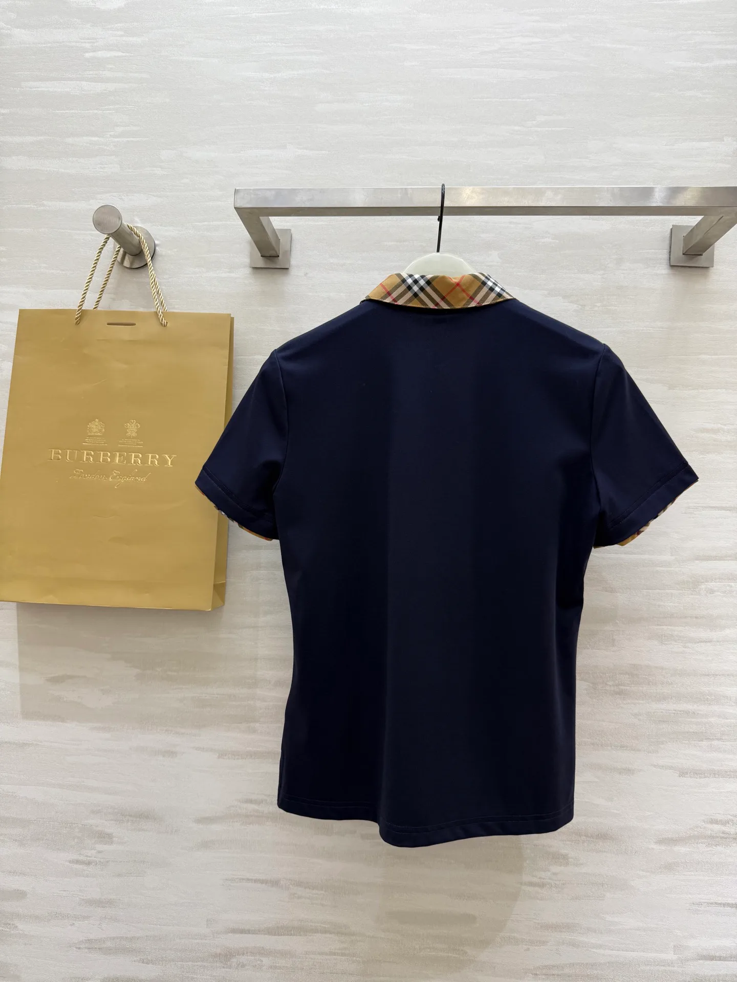 Рубашки Женские Burberry 12838353