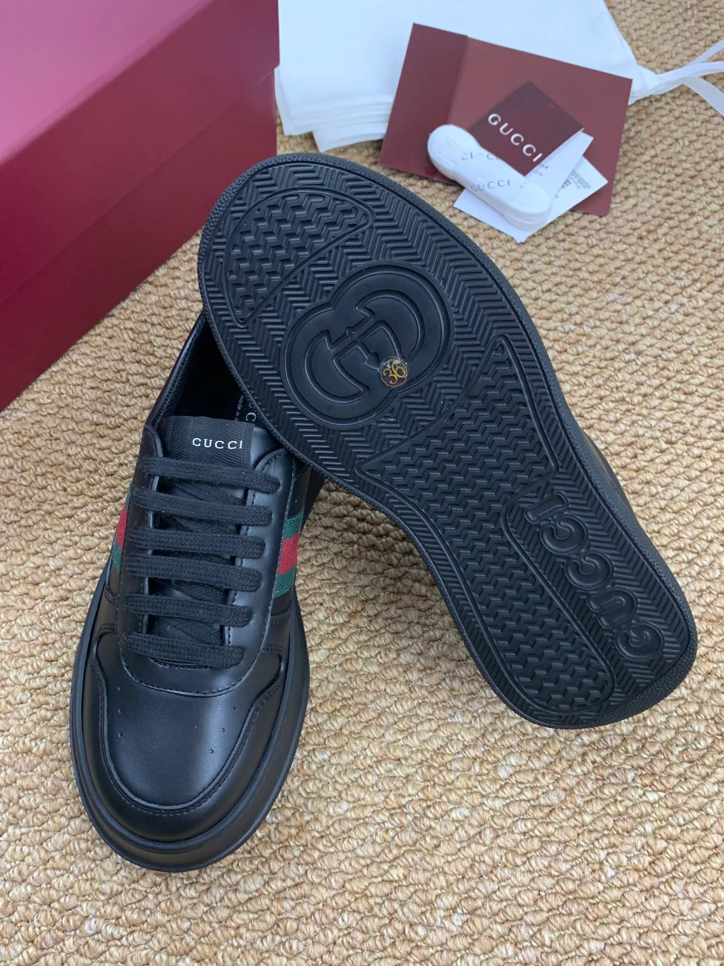 Кроссовки Женские Gucci 17545192