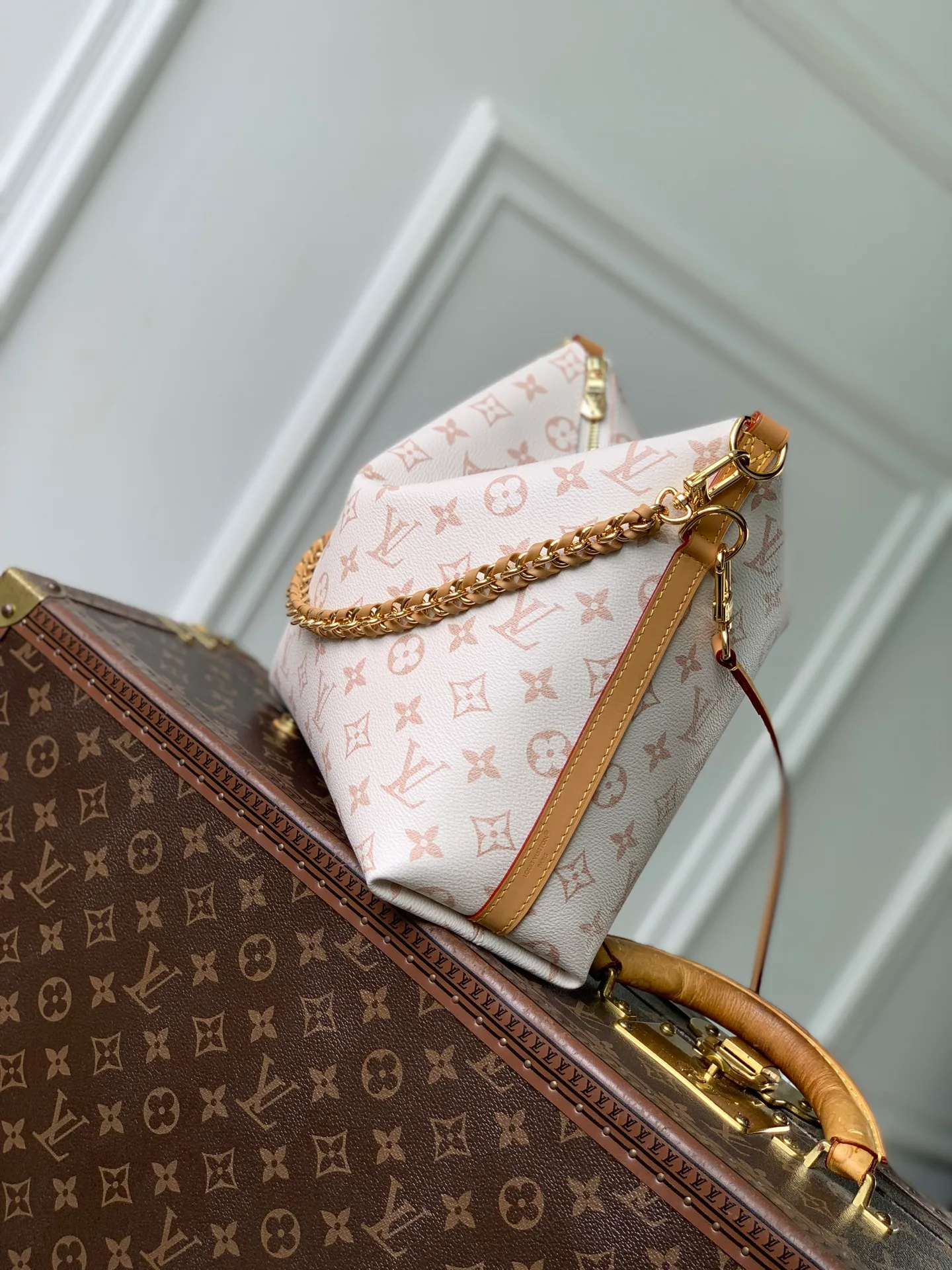 Сумки На Ремне Женские Louis Vuitton 18147520
