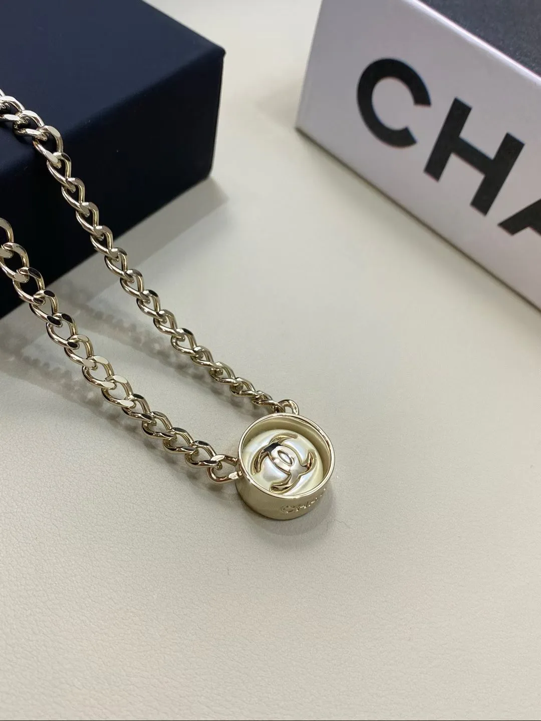 Бижутерия Chanel 410485