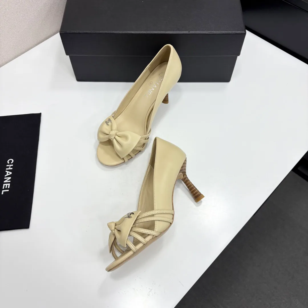 Сандалии Женские Chanel 12696639