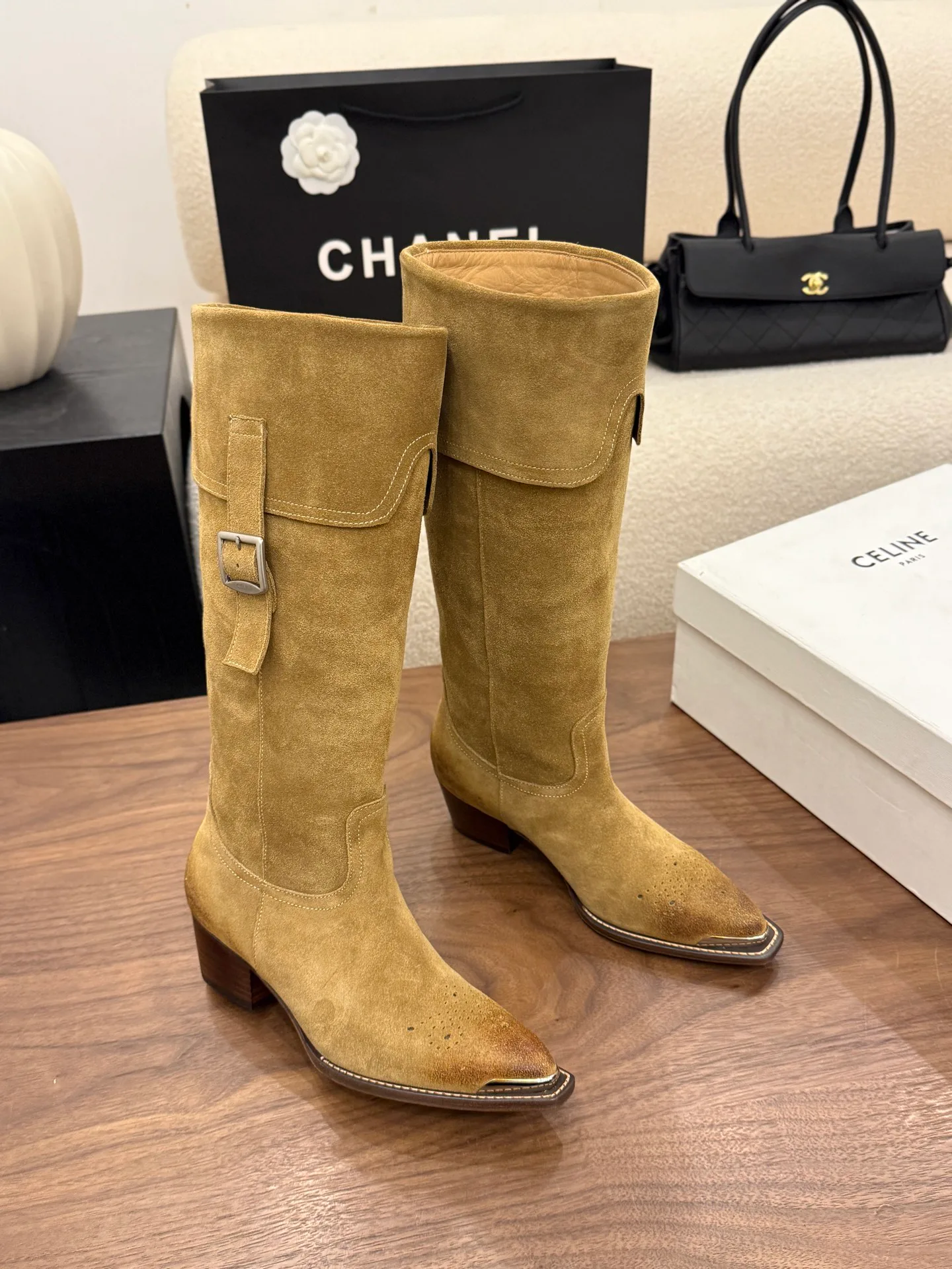 Сапоги Женские Celine 18209162