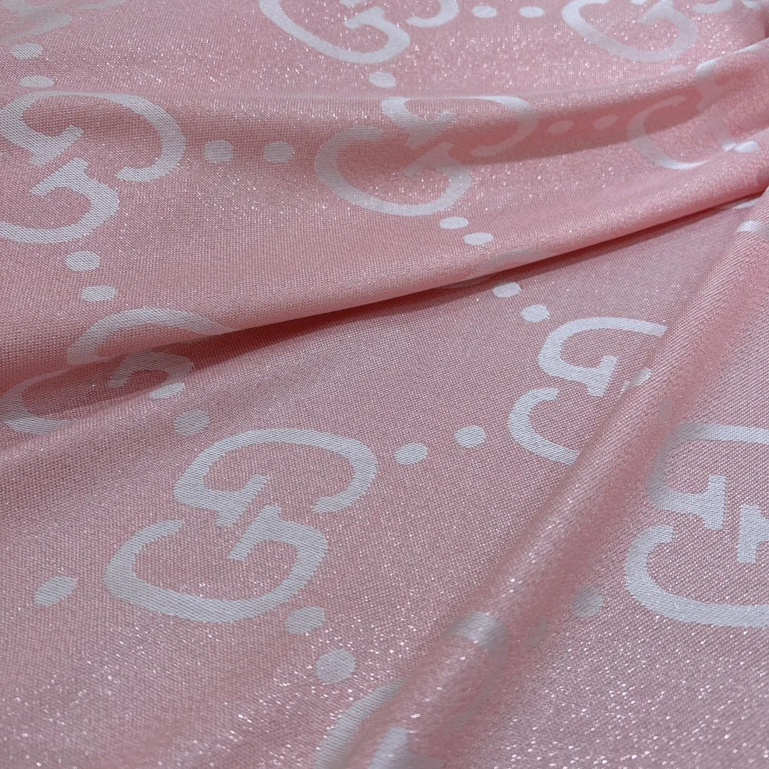 Шарфы Gucci 689008