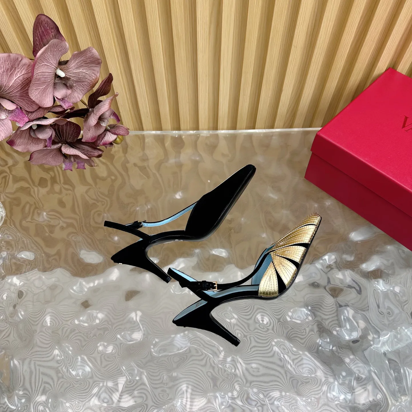 Босоножки Женские Valentino 10015876