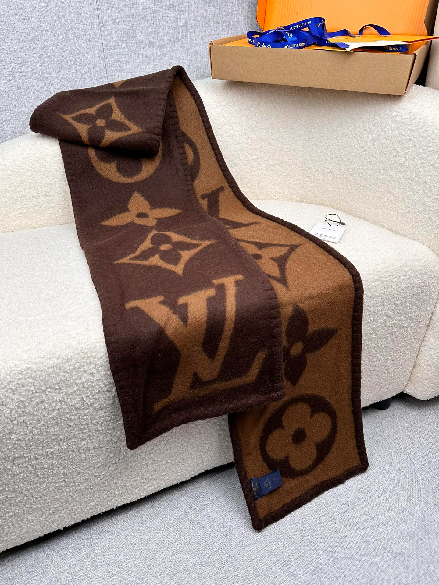 Шарфы Louis Vuitton 262358