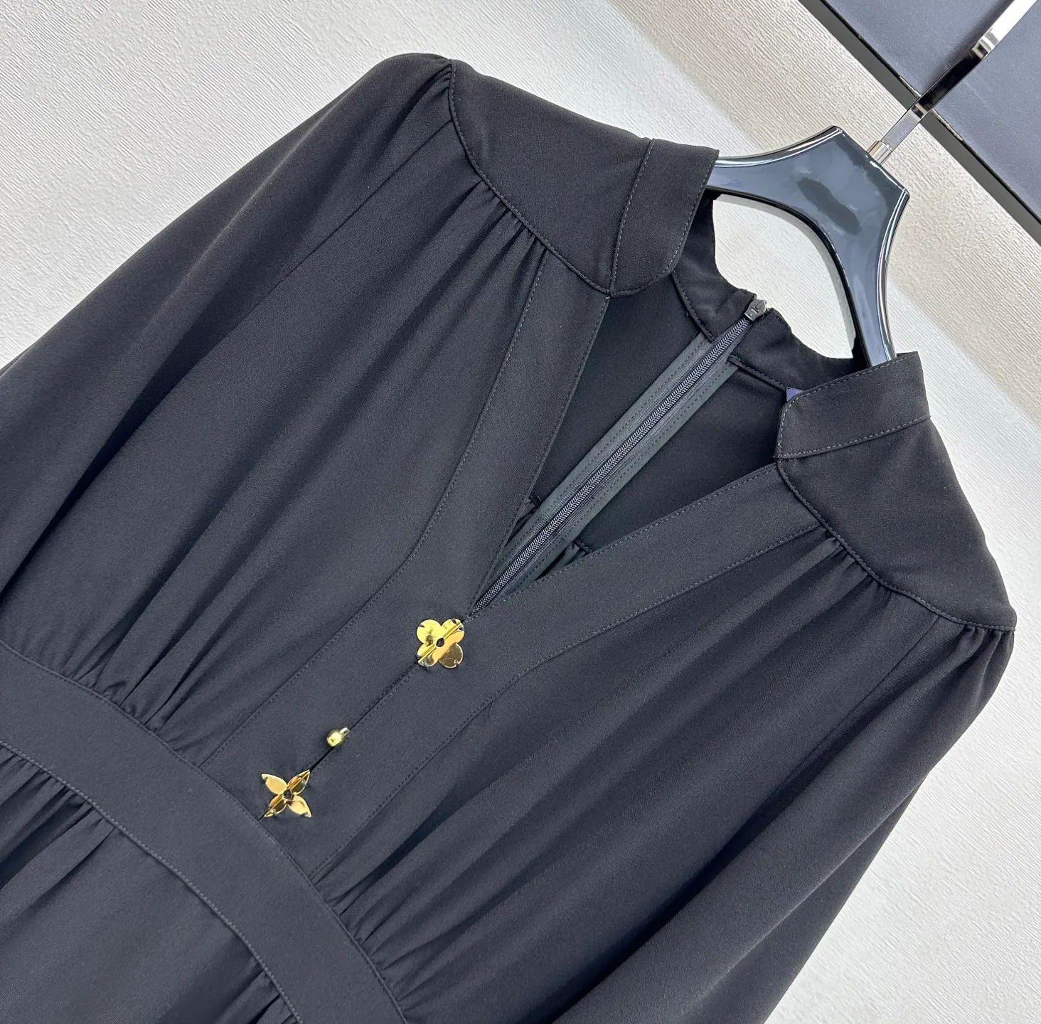 Платья Женские Louis Vuitton 13275419