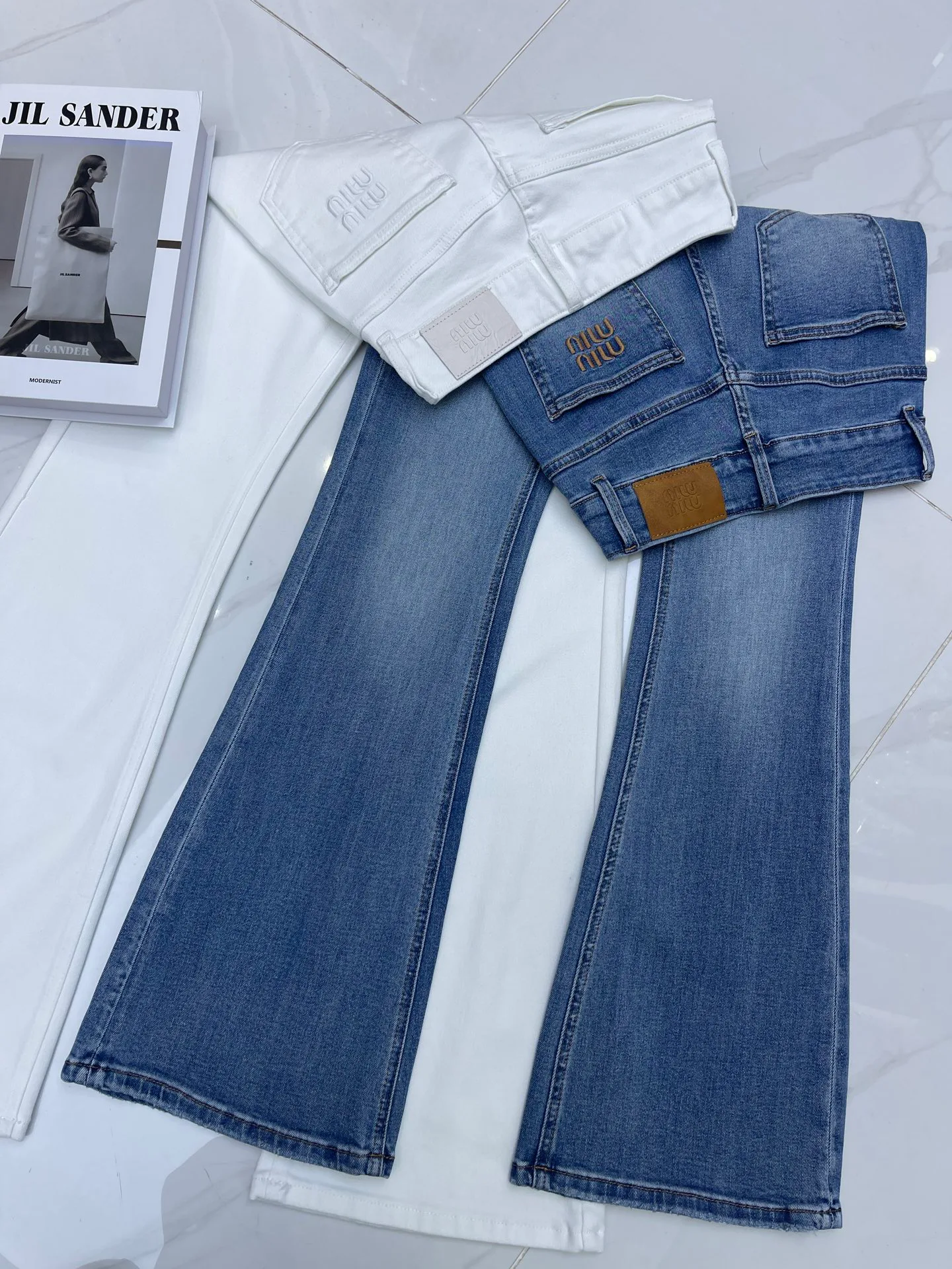 Джинсы Женские Miu Miu 12791866