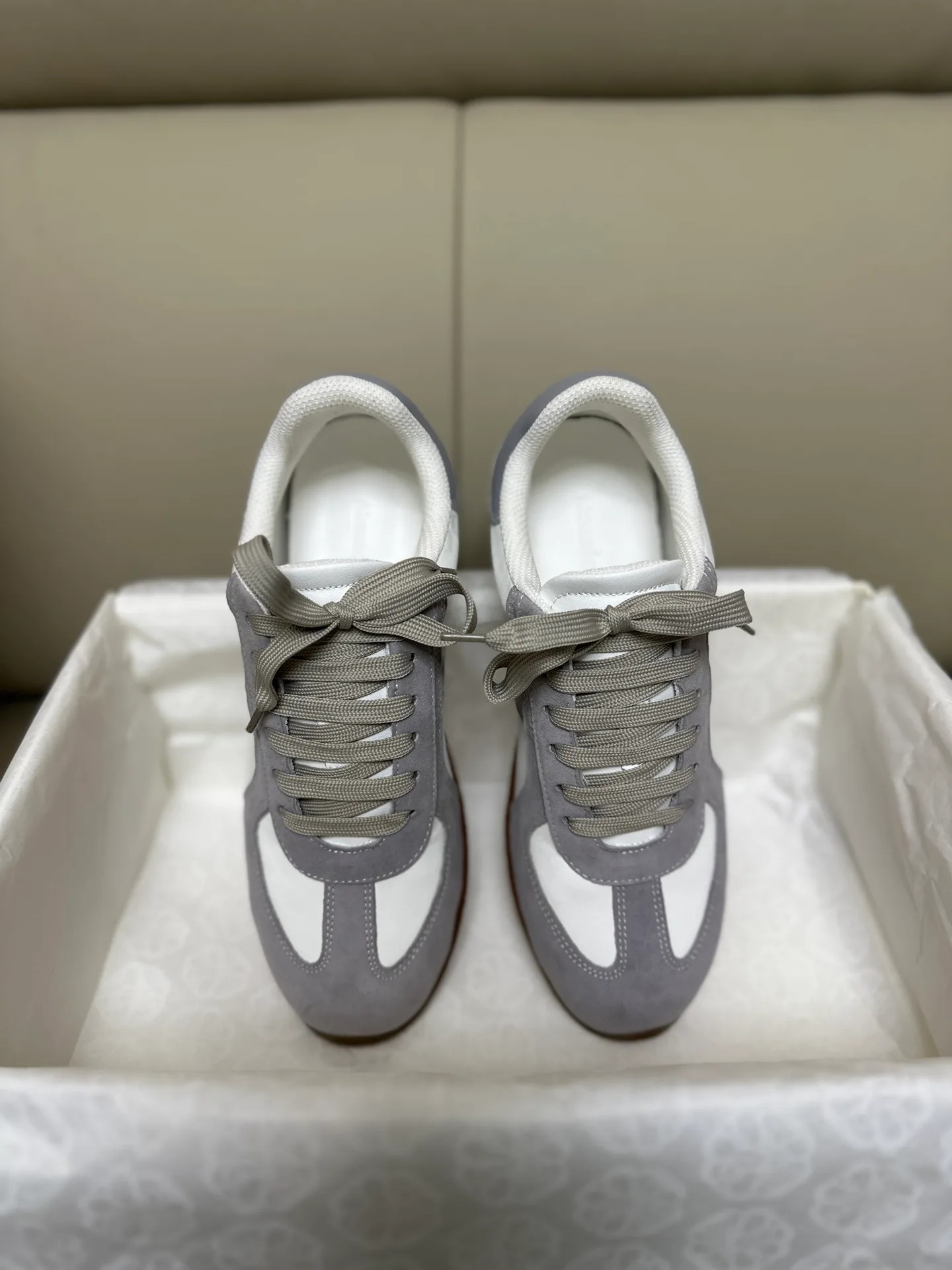 Кроссовки Женские Alexander Mcqueen 18616769