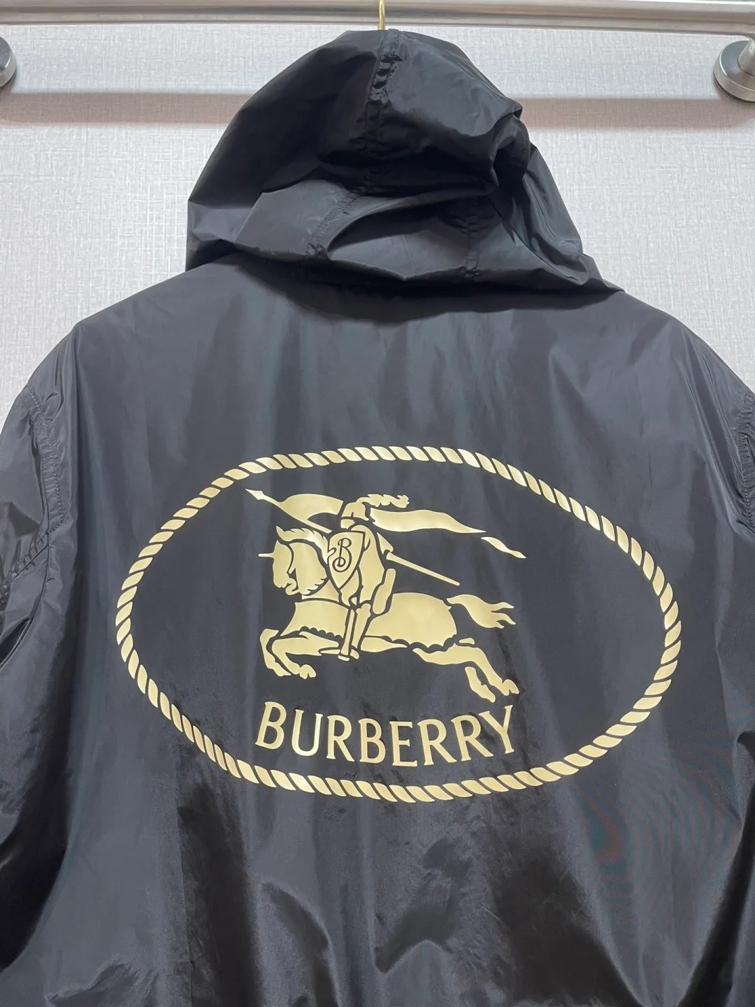 Куртки И Пуховики Женские Burberry 14615995