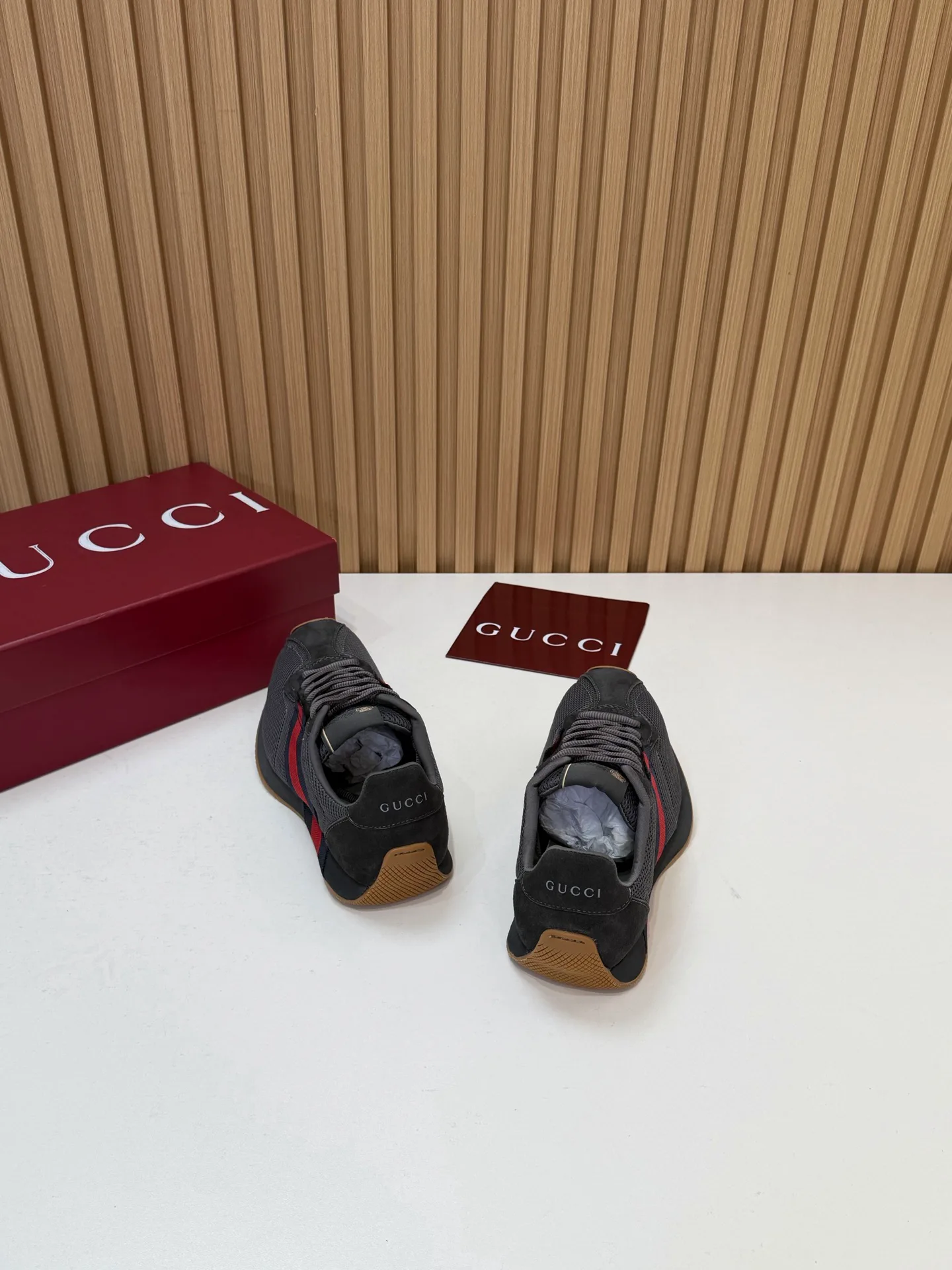 Кроссовки Женские Gucci 19766247