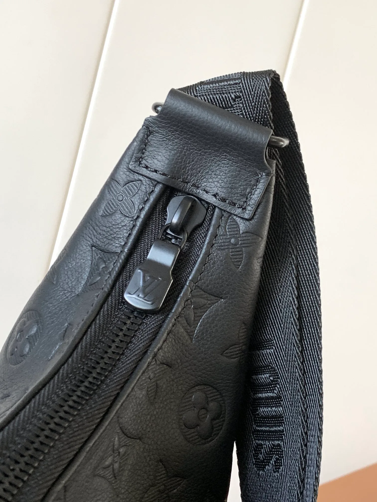Классические Сумки Женские Louis Vuitton 13435247
