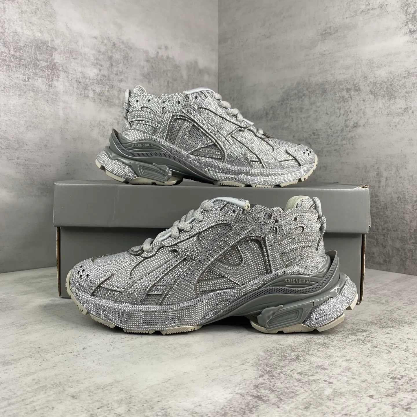 Кроссовки Женские Balenciaga 11216168