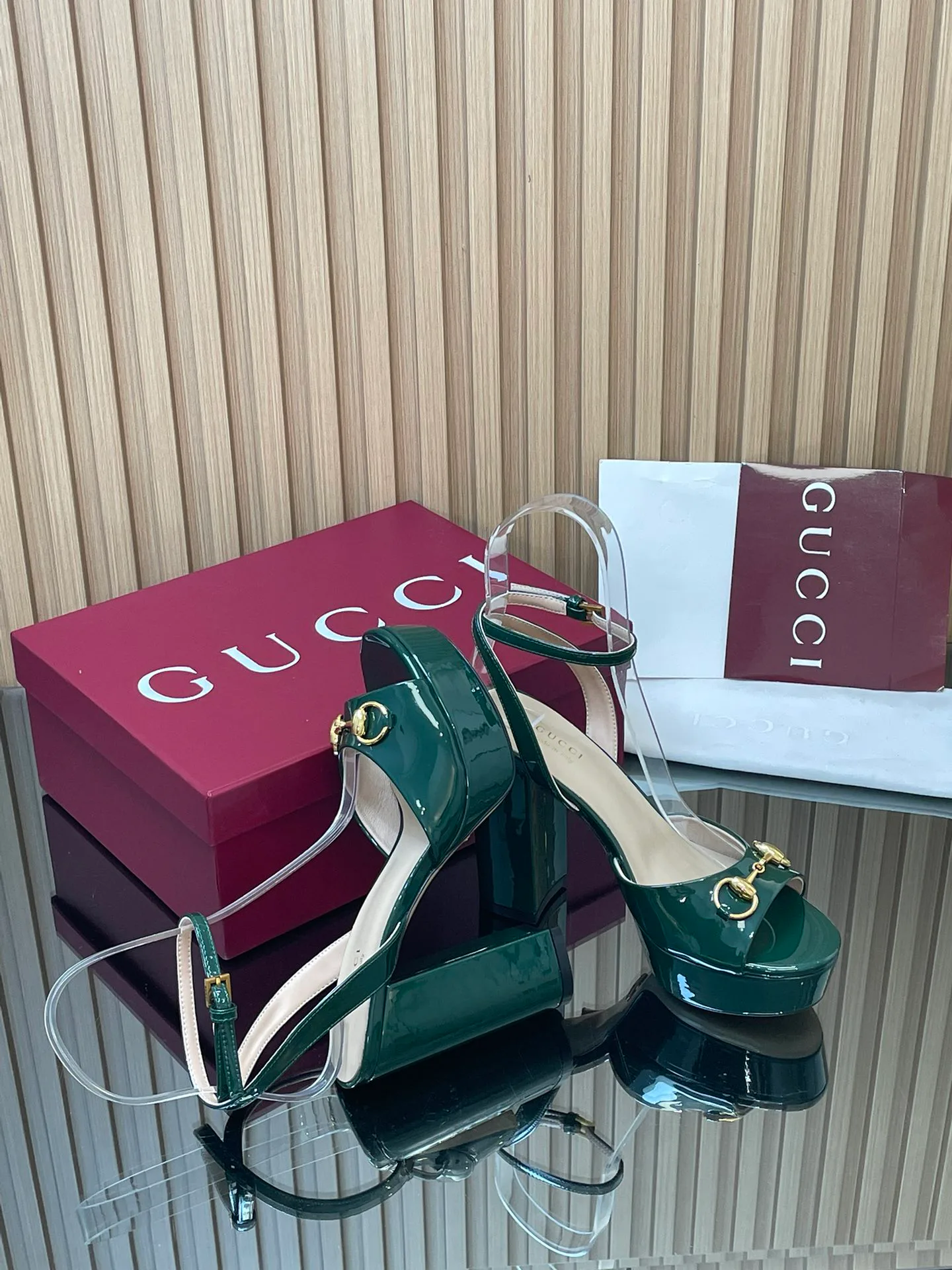 Босоножки Женские Gucci 11616304
