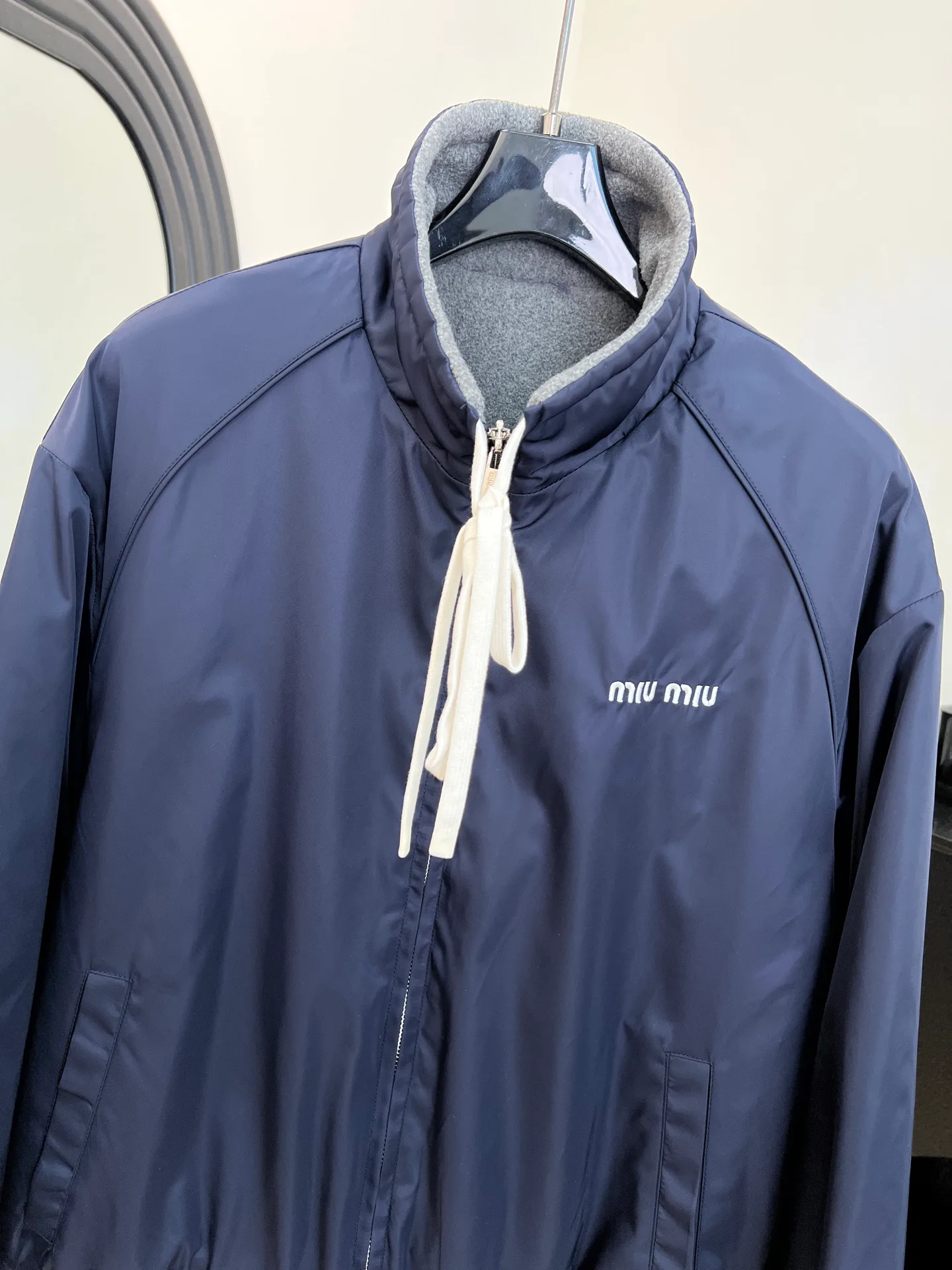 Куртки И Пуховики Женские Miu Miu 1449140