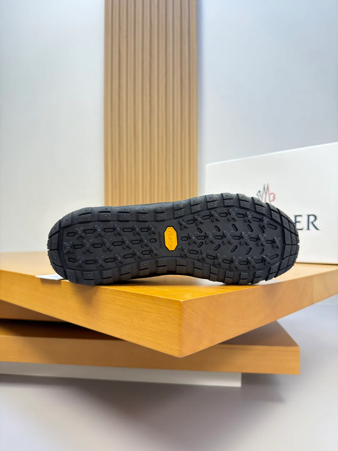 Кроссовки Мужские Moncler 18142540