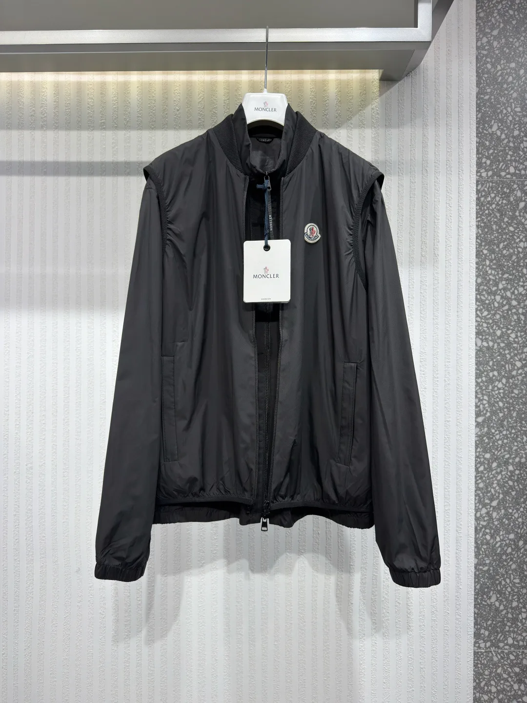 Куртки И Пуховики Мужские Moncler 17577645