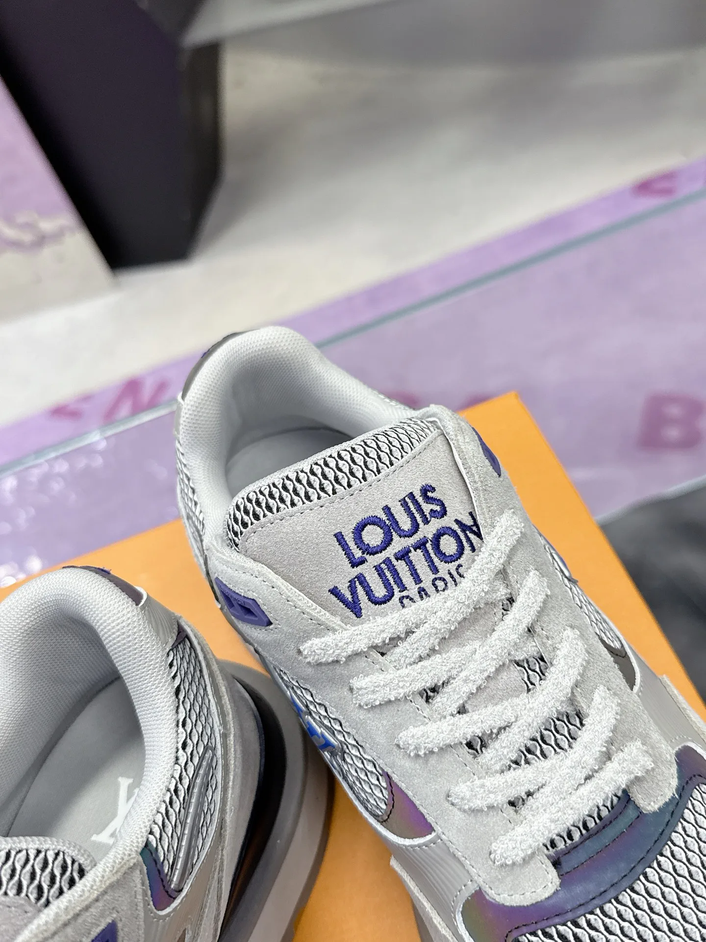 Кроссовки Мужские Louis Vuitton 276151