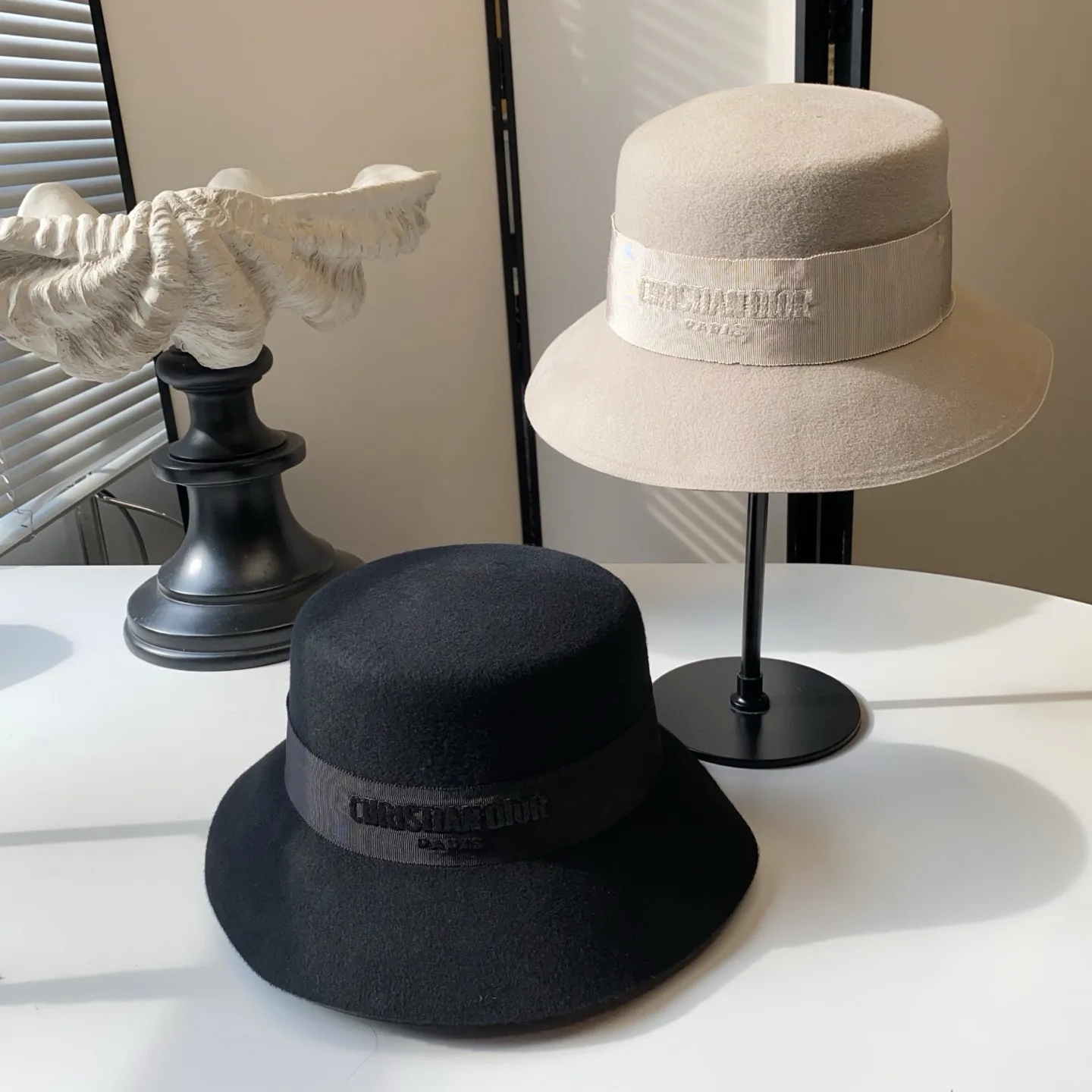 Головные Уборы Christian Dior 17973790