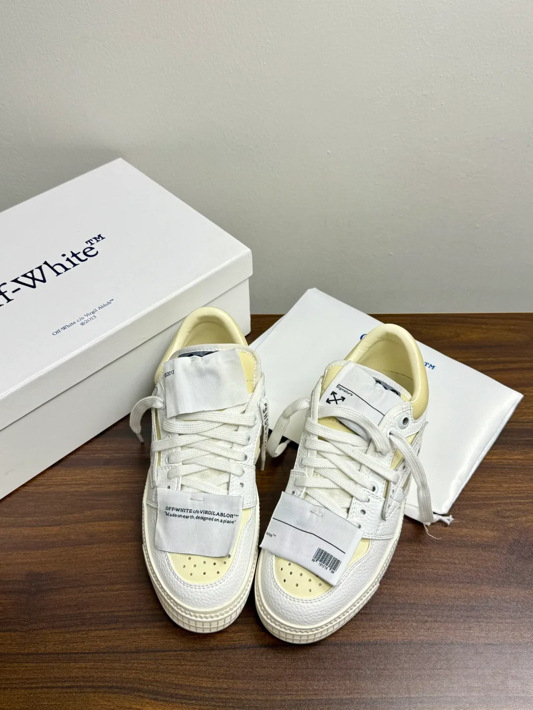 Кроссовки Женские Off-White 18943154