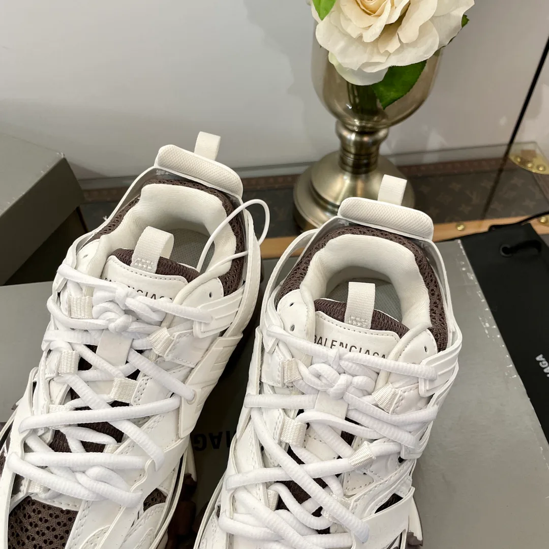 Кроссовки Женские Balenciaga 12656215