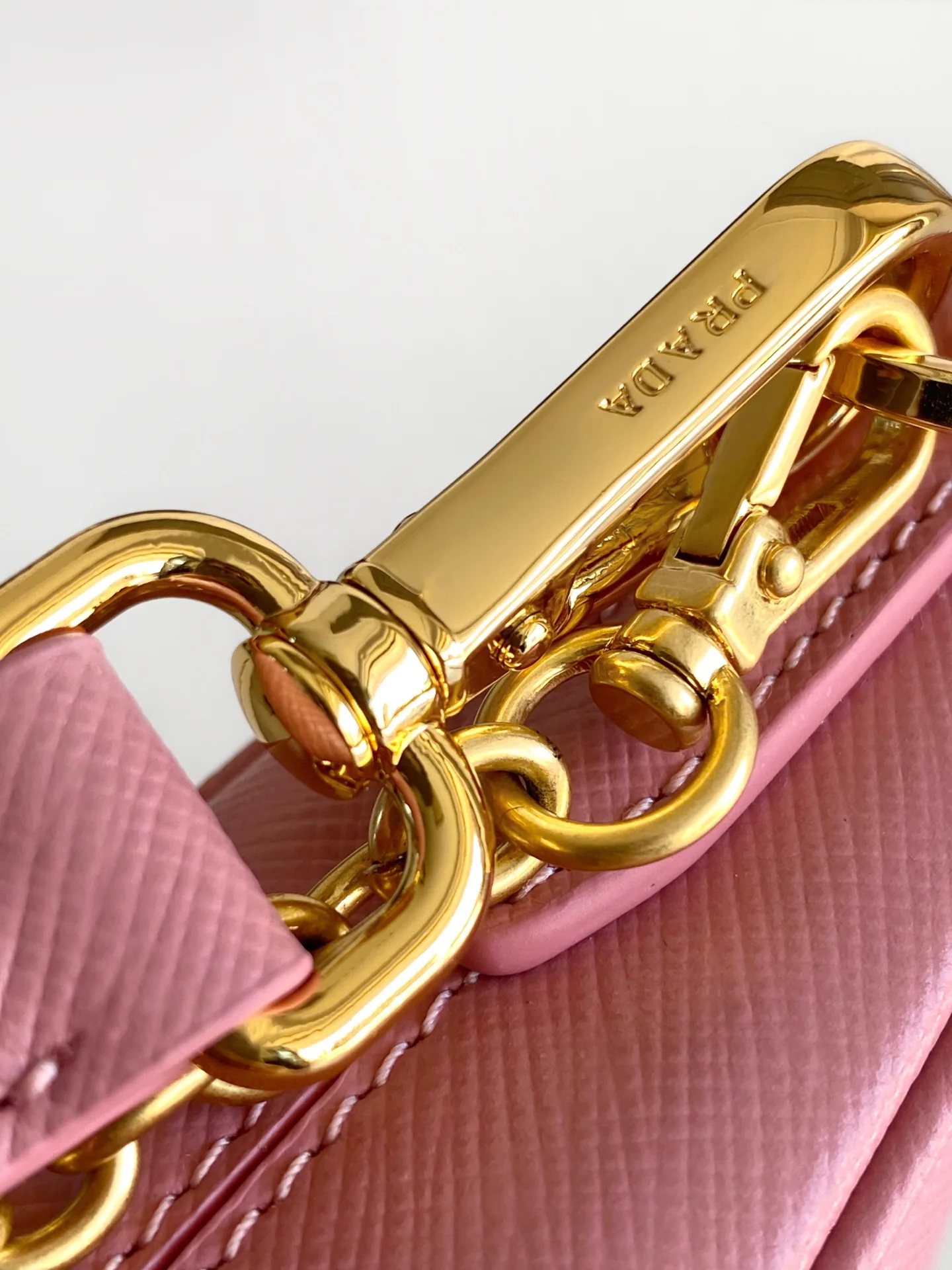 Сумки На Ремне Женские Prada 501339