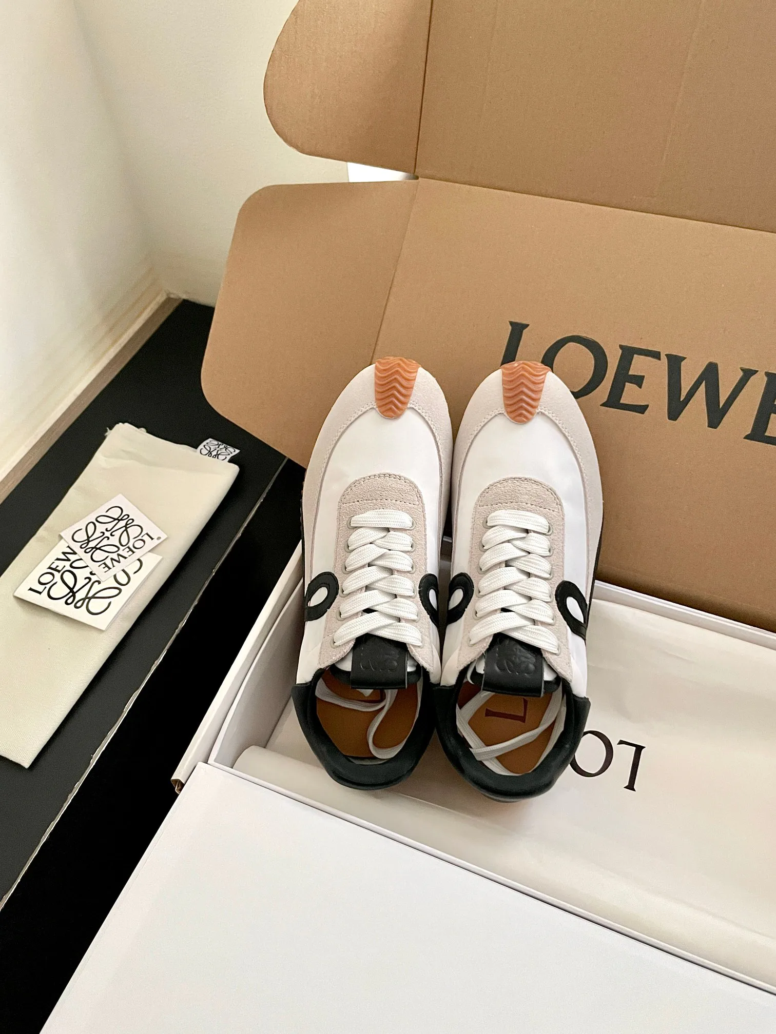 Кроссовки Женские Loewe 10822574