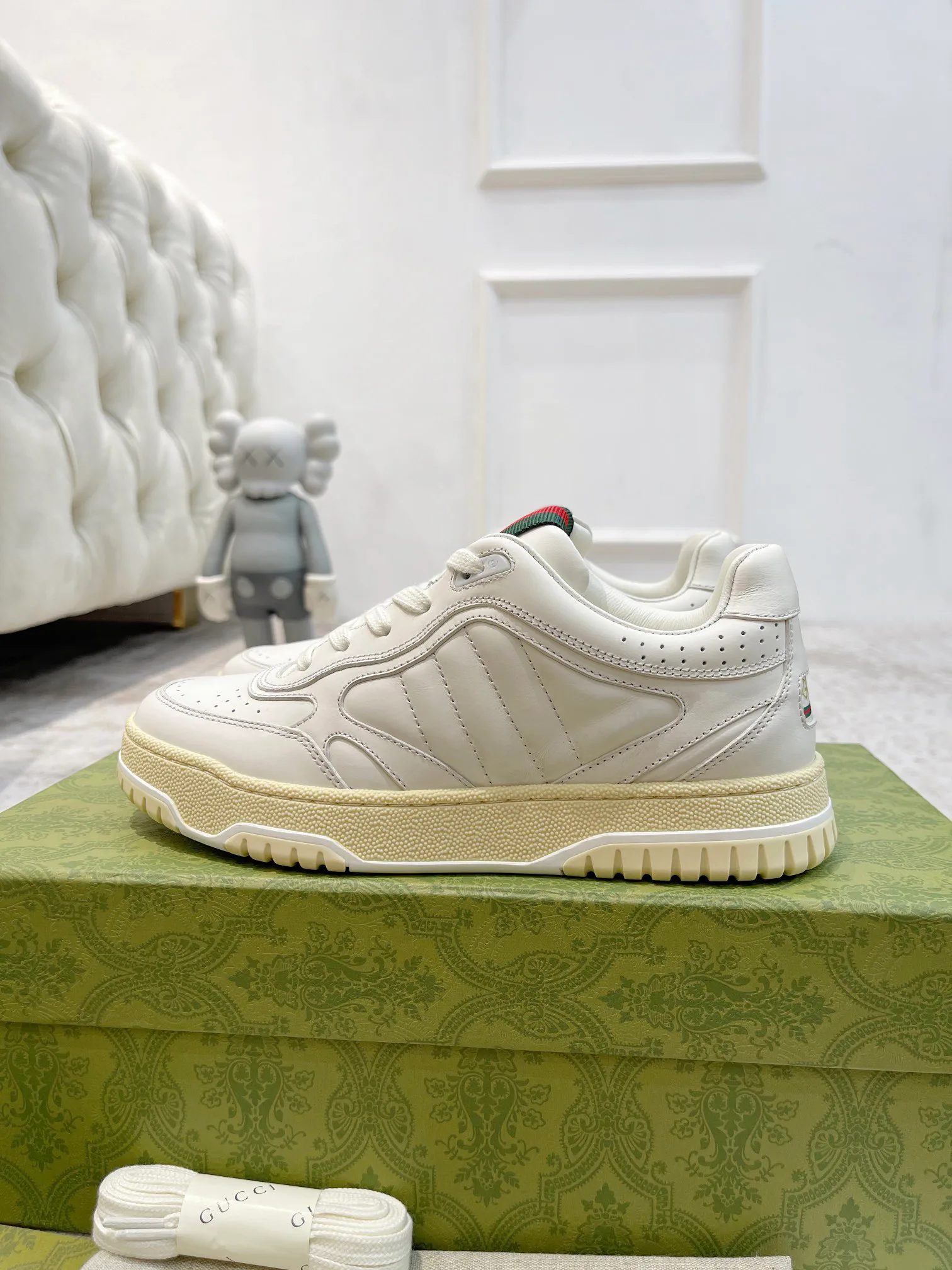 Кроссовки Женские Gucci 944904