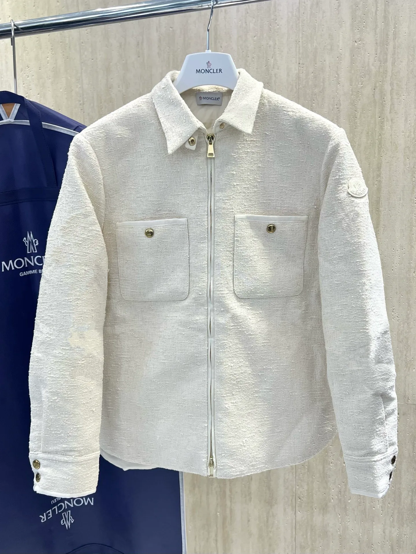 Куртки И Пуховики Женские Moncler 18723378