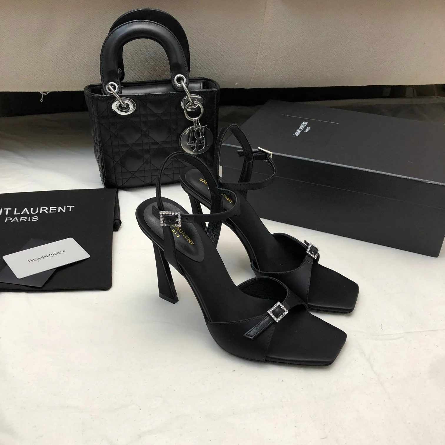 Босоножки Женские Saint Laurent 11220421