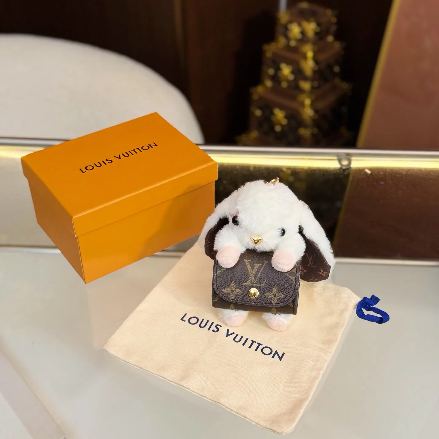 Ключницы Louis Vuitton 17886407