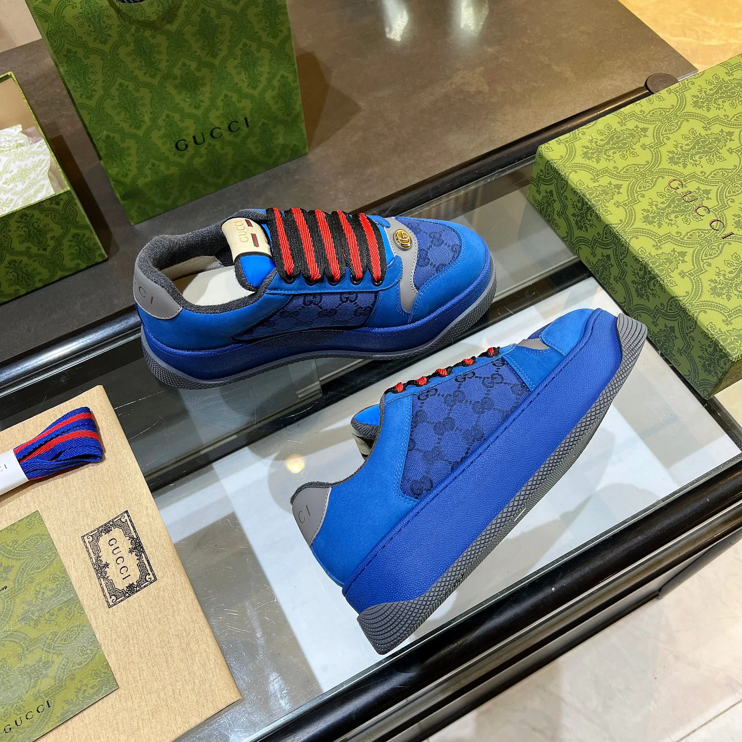 Кроссовки Женские Gucci 17955440