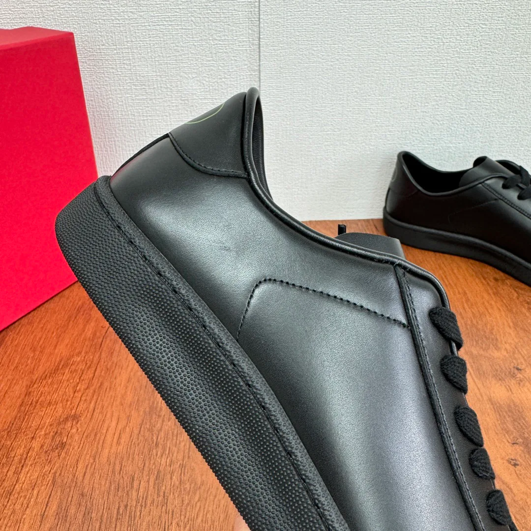 Кроссовки Мужские Valentino 9998318