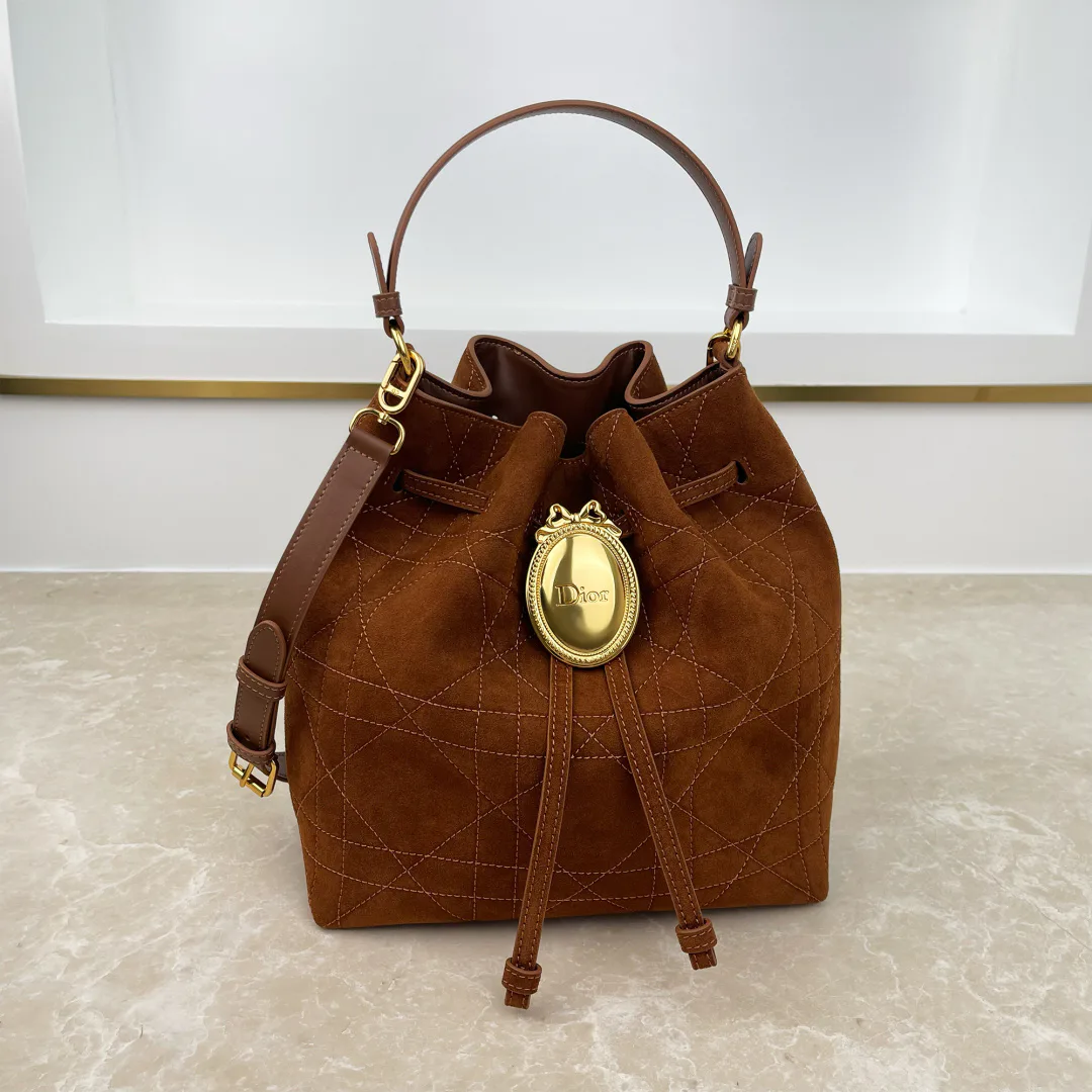 Классические Сумки Женские Christian Dior 18116320