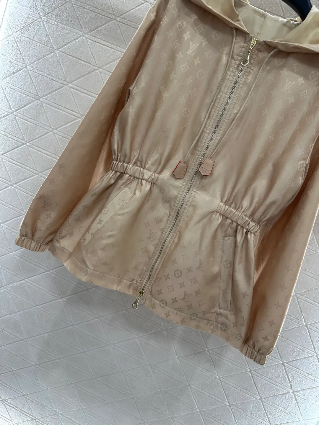 Куртки И Пуховики Женские Louis Vuitton 427836