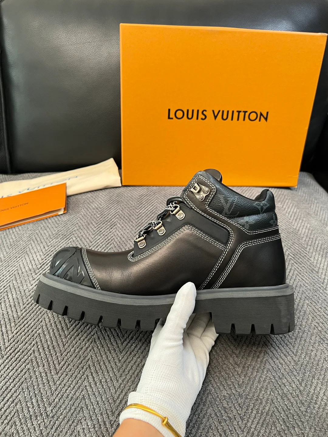 Ботинки Мужские Louis Vuitton 18417475