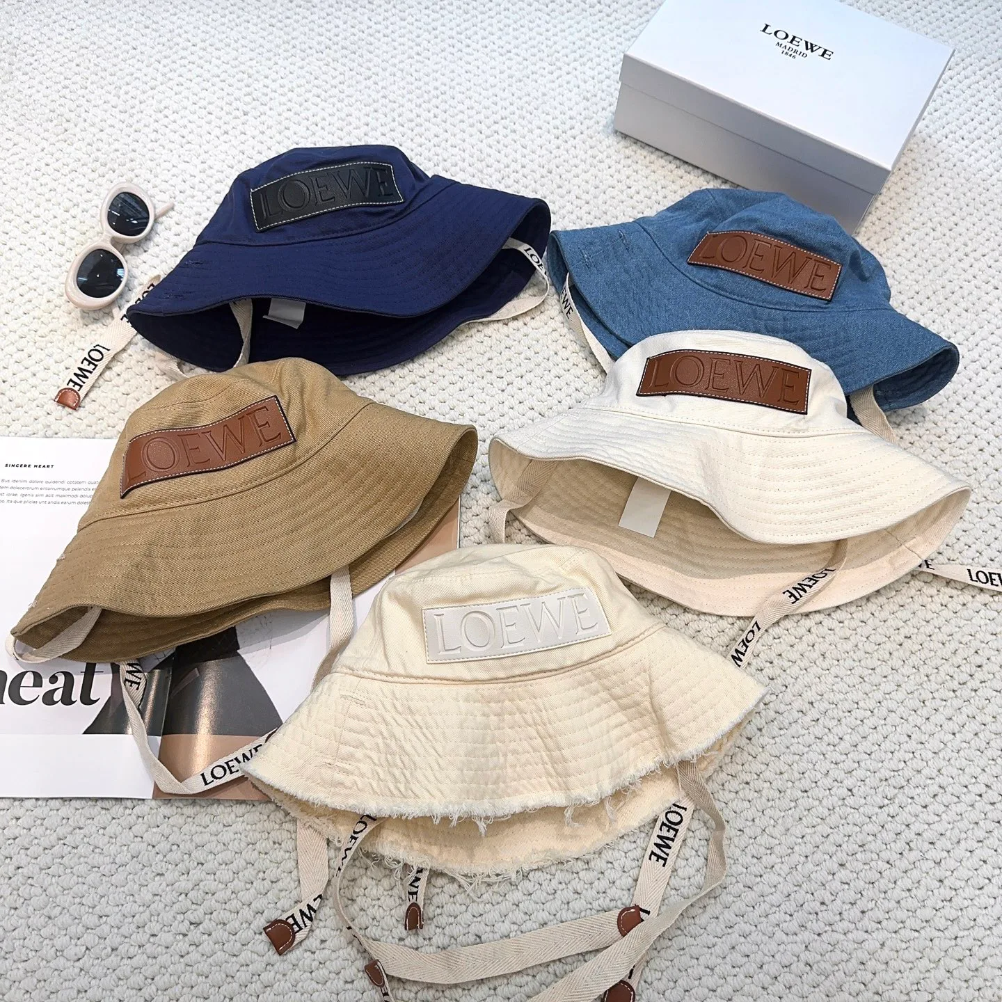 Головные Уборы Loewe 13294349