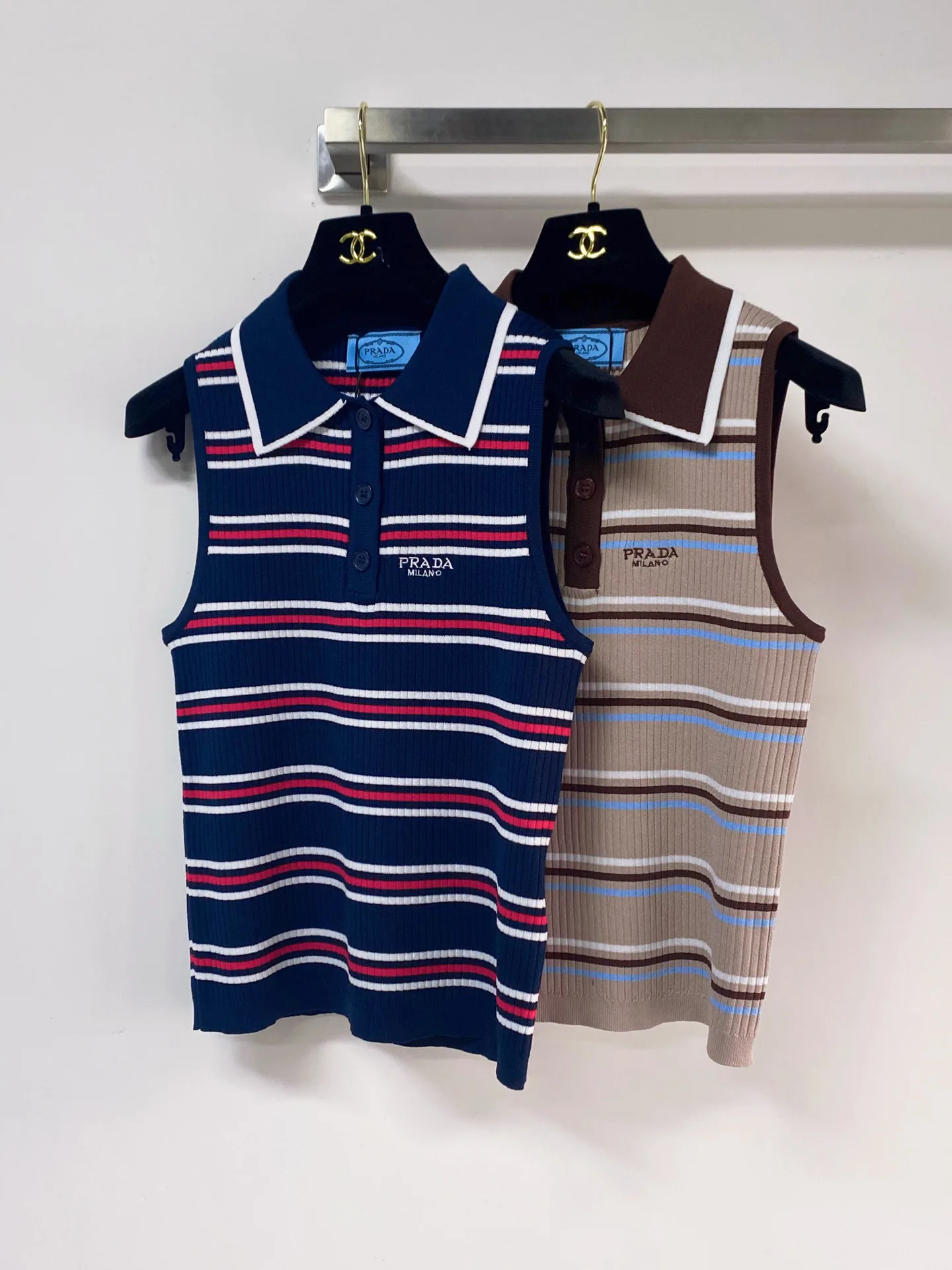 Жилеты Женские Prada 13557620