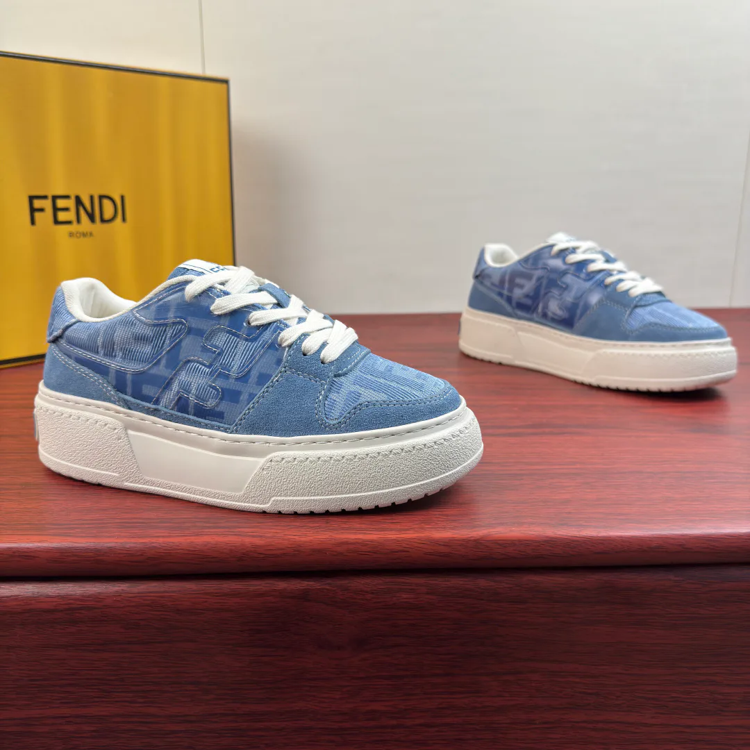 Кроссовки Женские Fendi 18119031