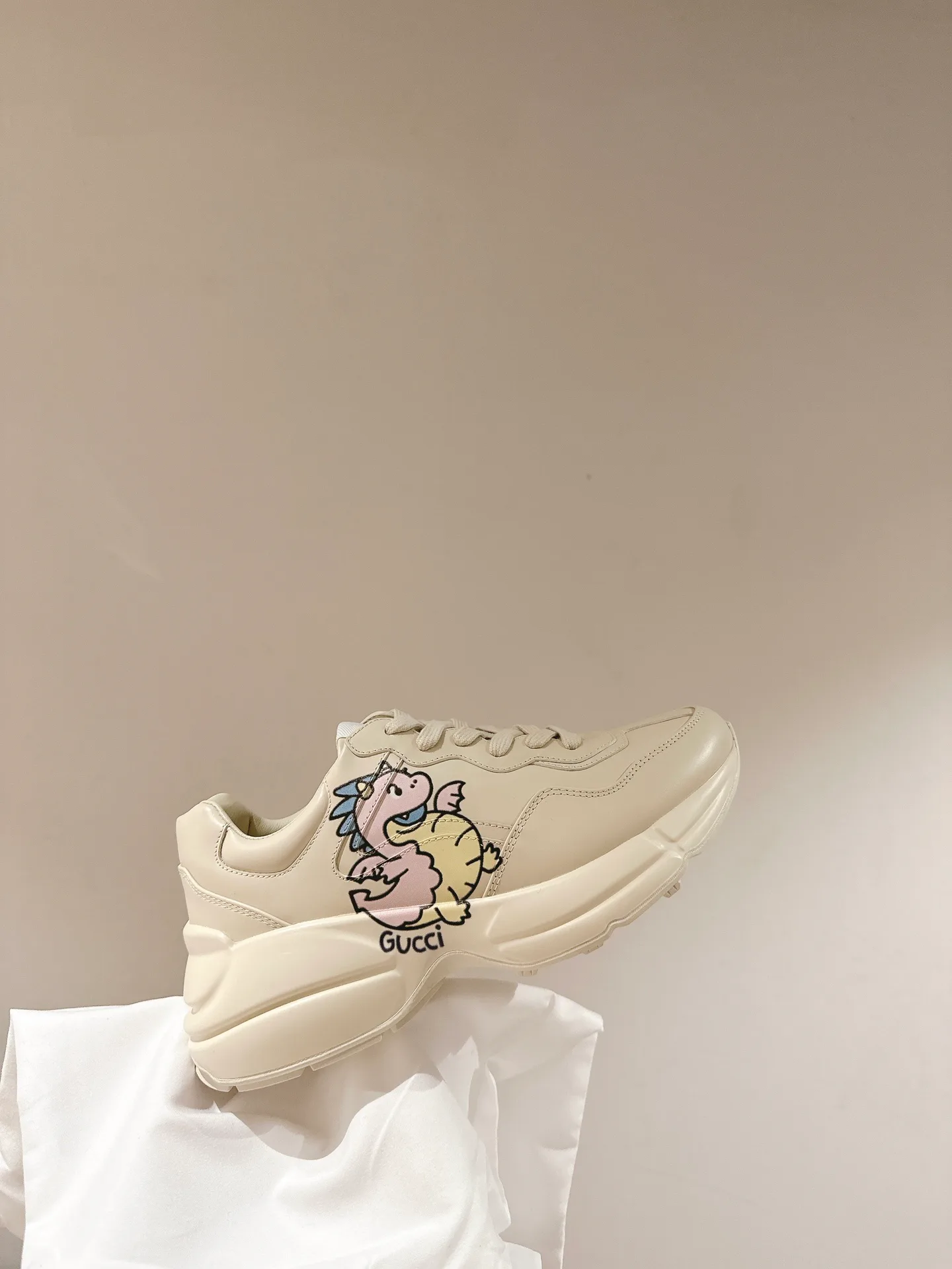 Кроссовки Женские Gucci 10199638