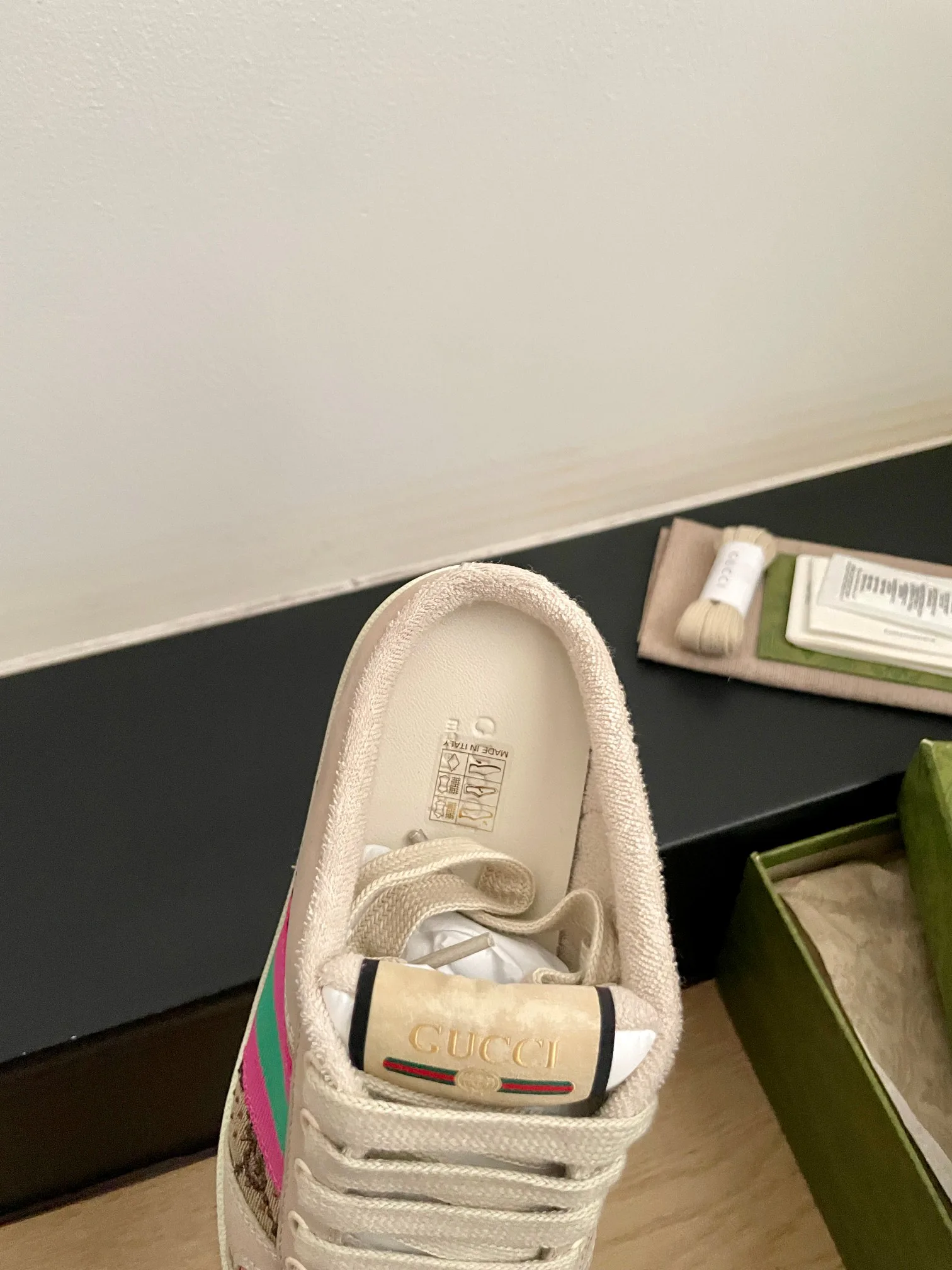 Кроссовки Женские Gucci 11677142