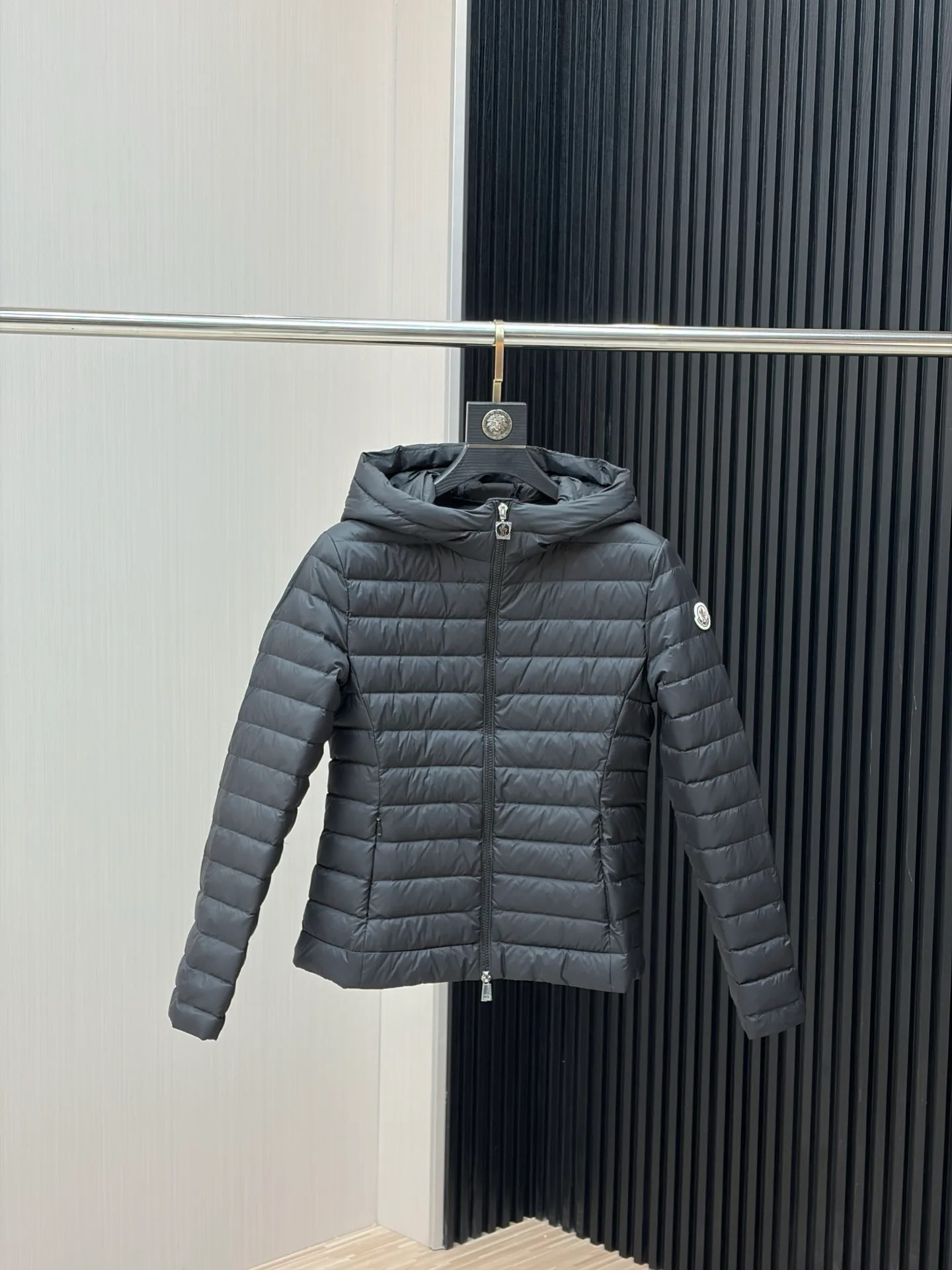 Куртки И Пуховики Мужские Moncler 17908042
