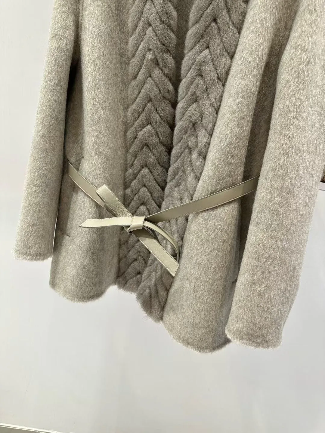 Пальто Женские Loro Piana 17933226