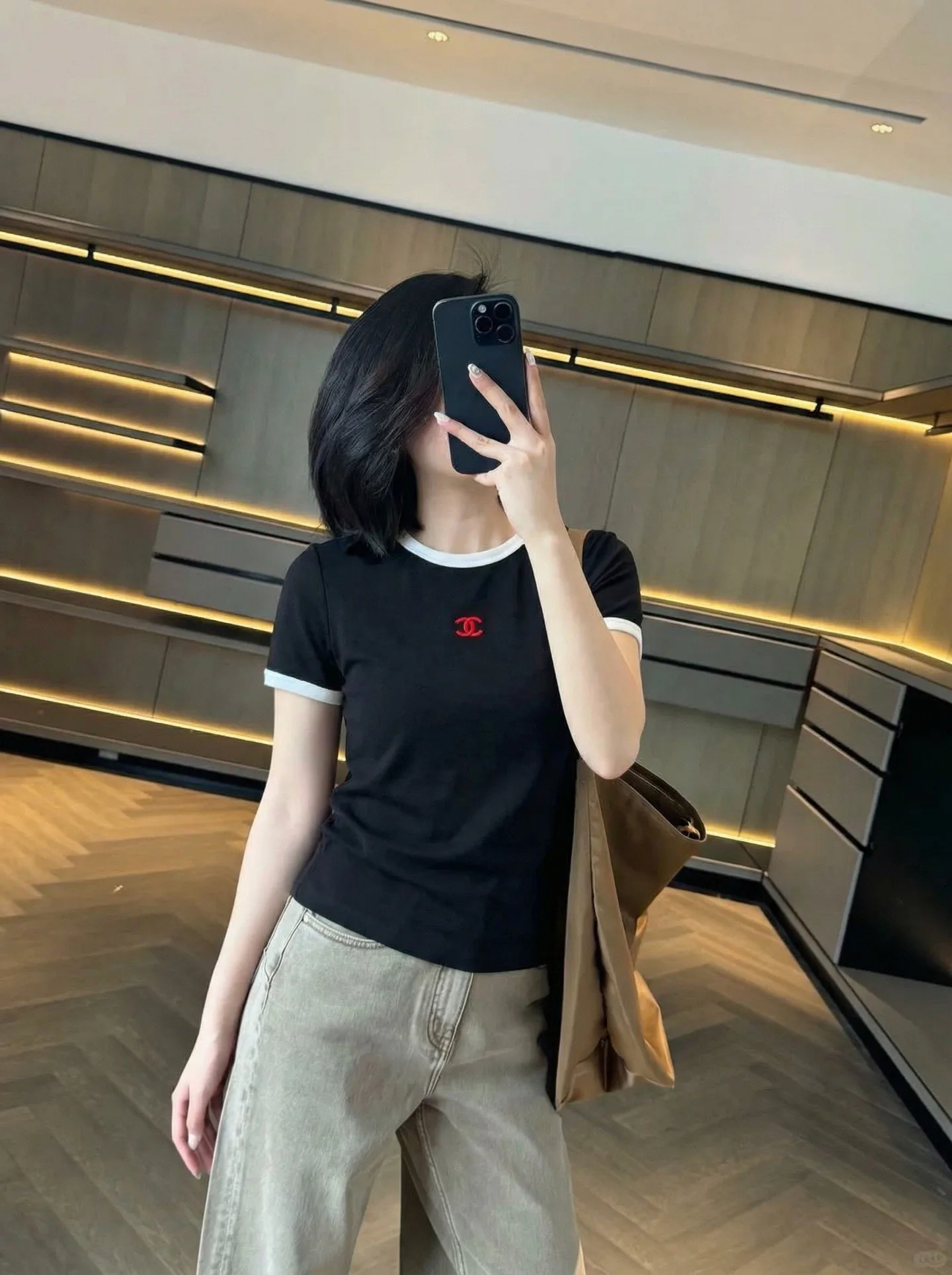 Футболки Женские Chanel 11903745