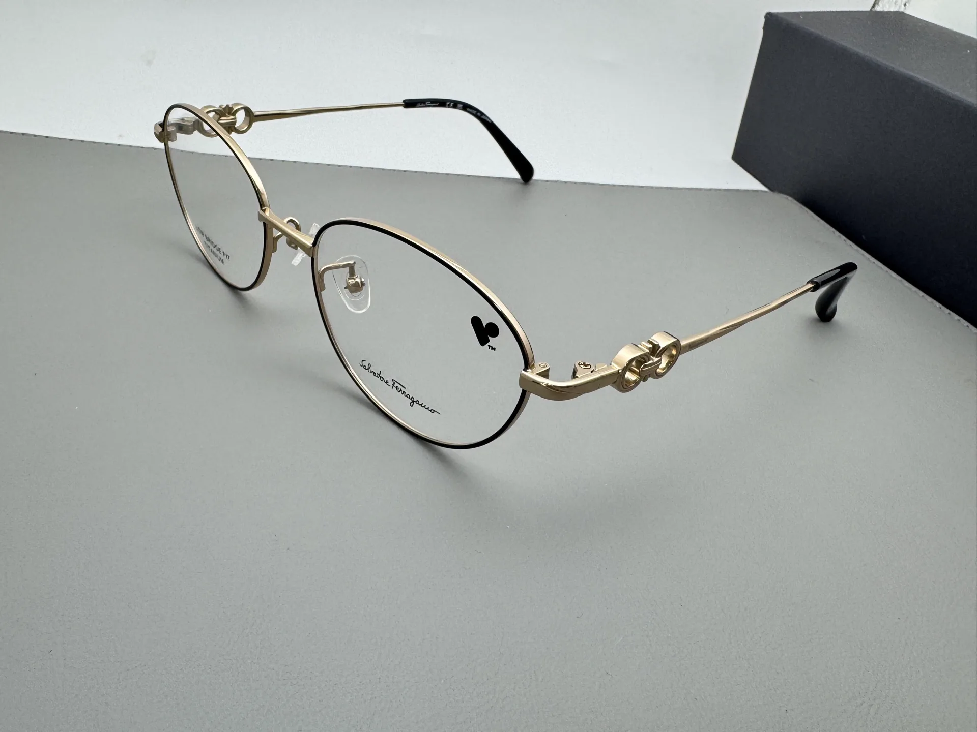 Очки Salvatore Ferragamo 388587