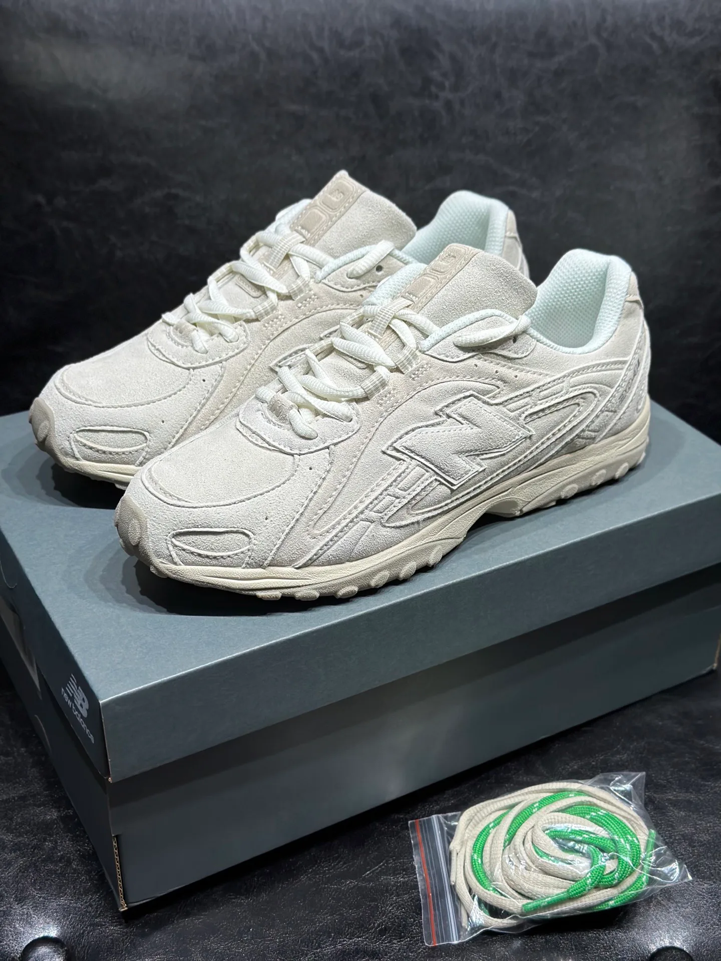 Кроссовки Женские New Balance 810876