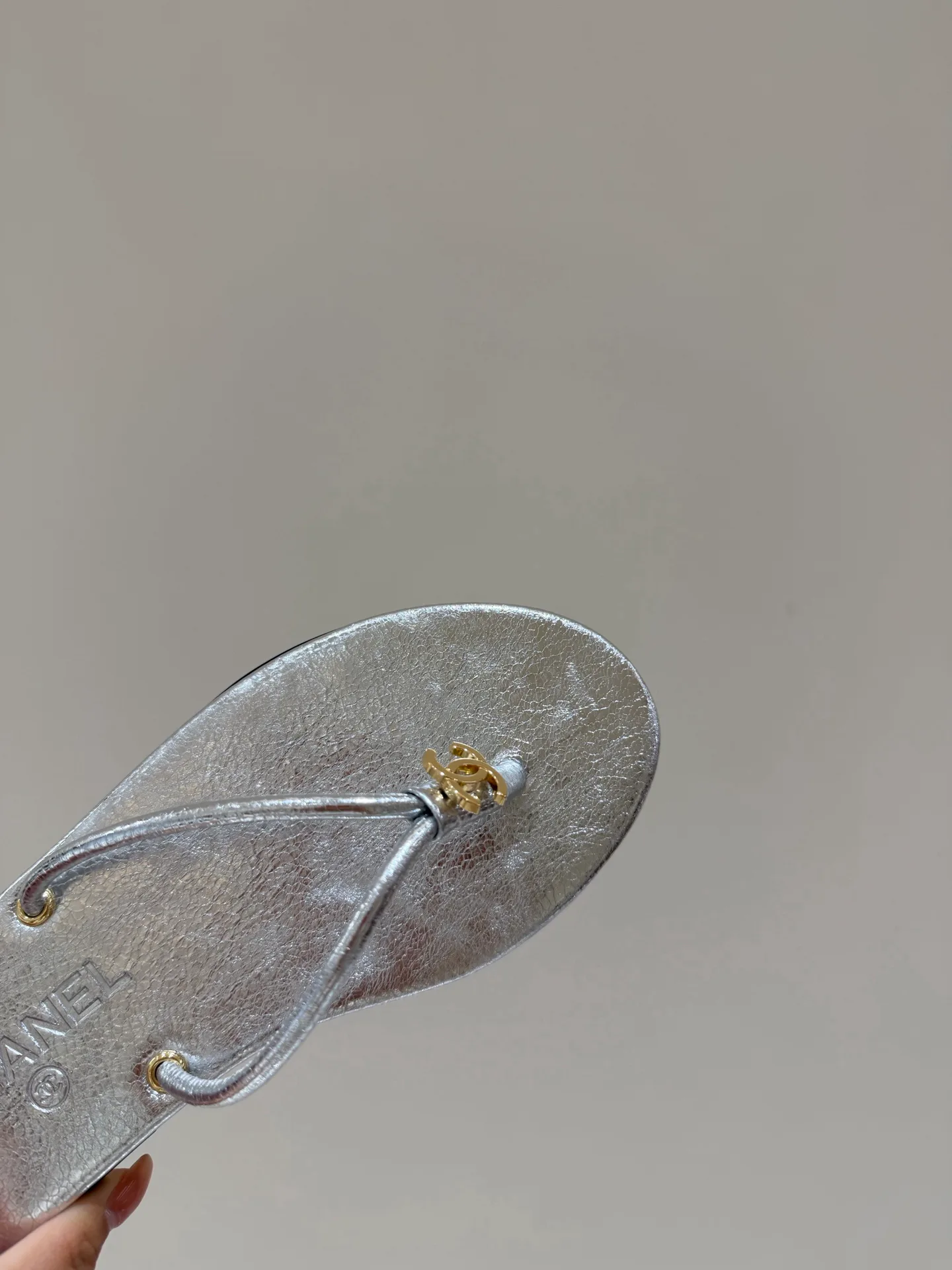 Шлепанцы Женские Chanel 12843826