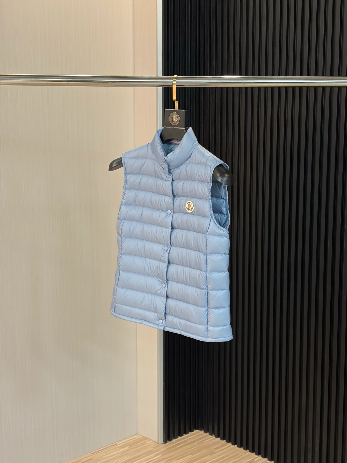 Жилеты Женские Moncler 18141000