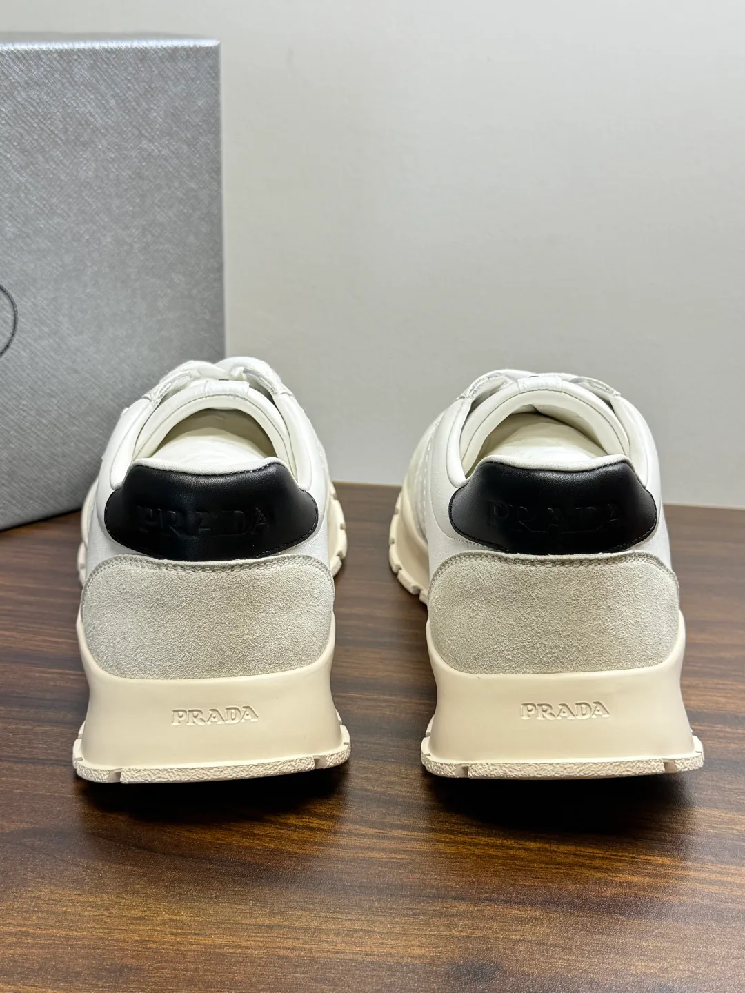 Кроссовки Мужские Prada 19623448